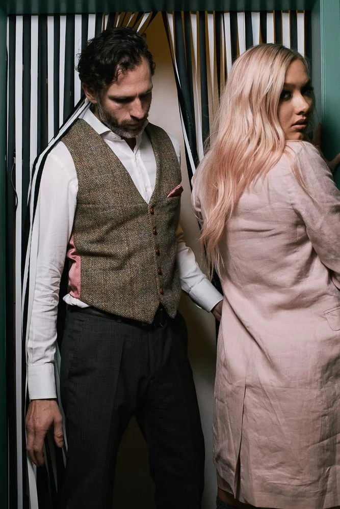 pink-pantaloon-barber-shop-10.jpg