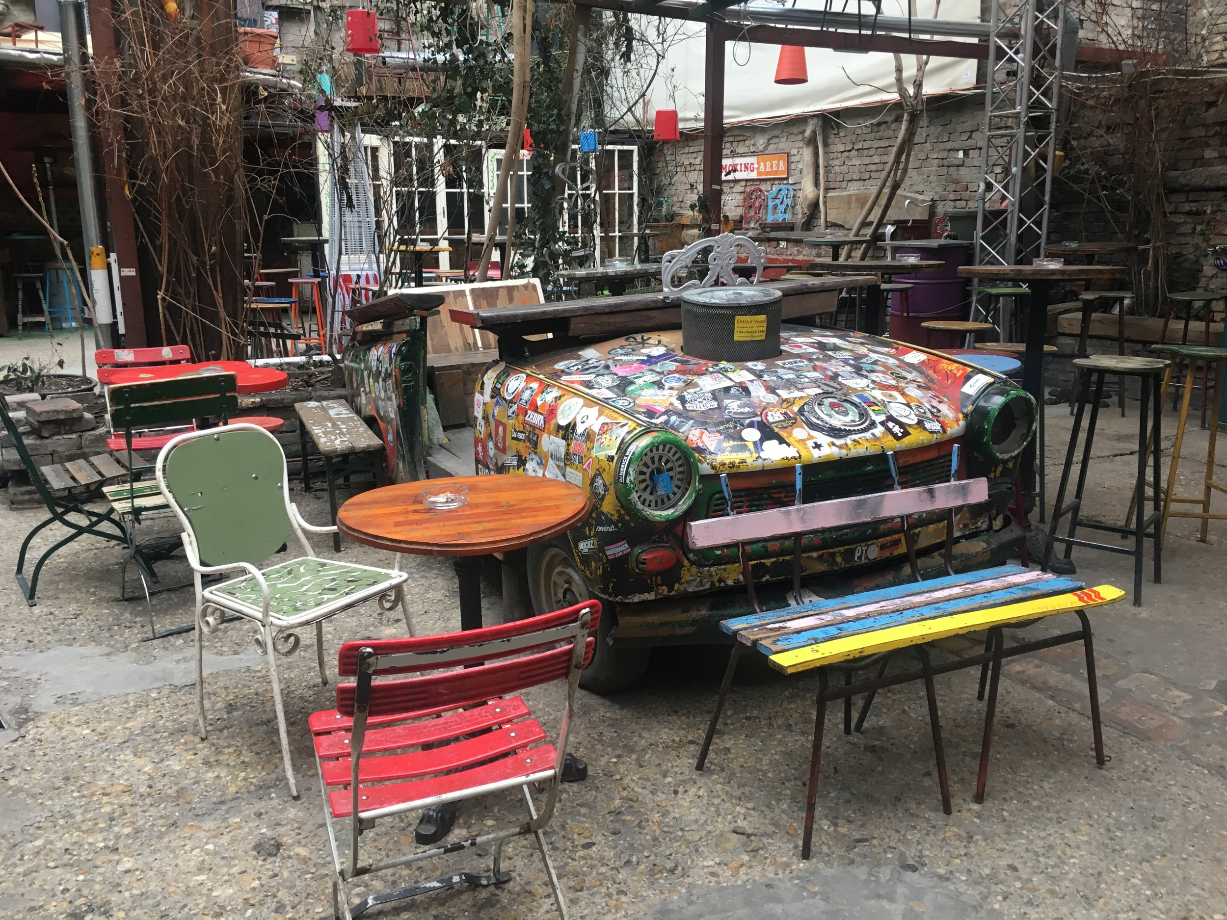 Szimpla Kert.