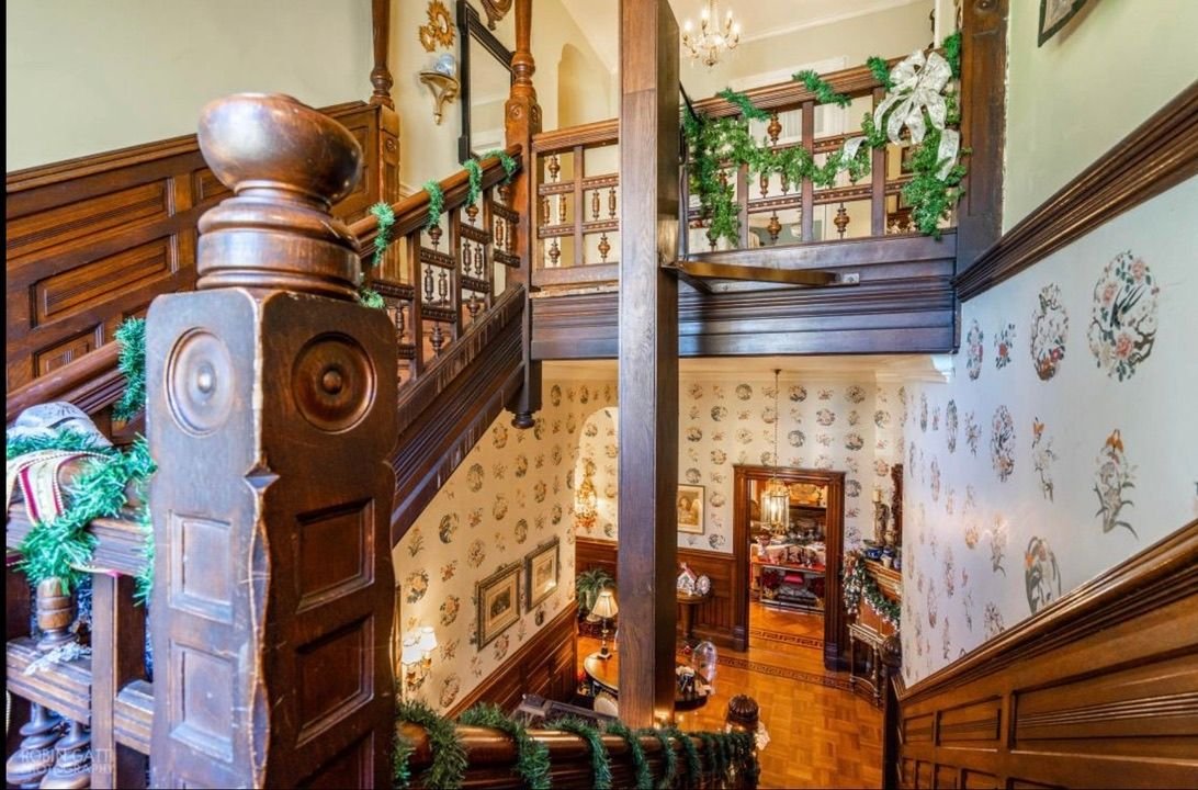 Burke Mansion