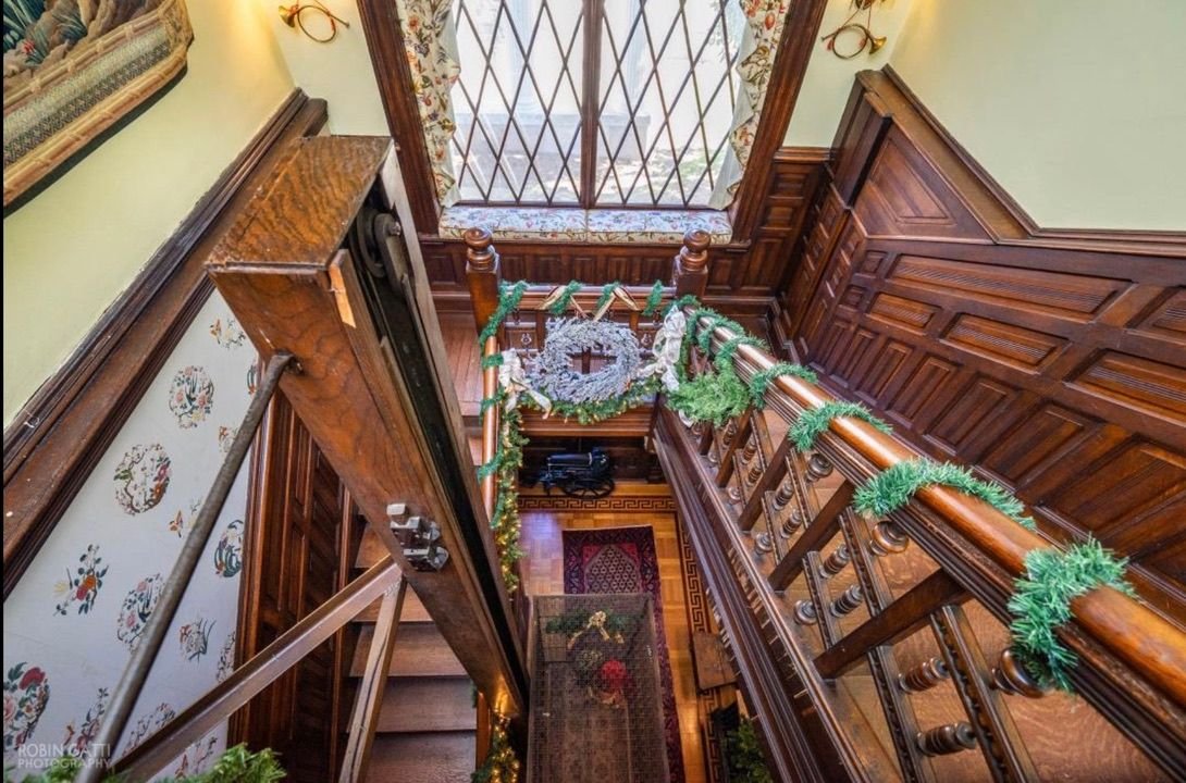 Burke Mansion