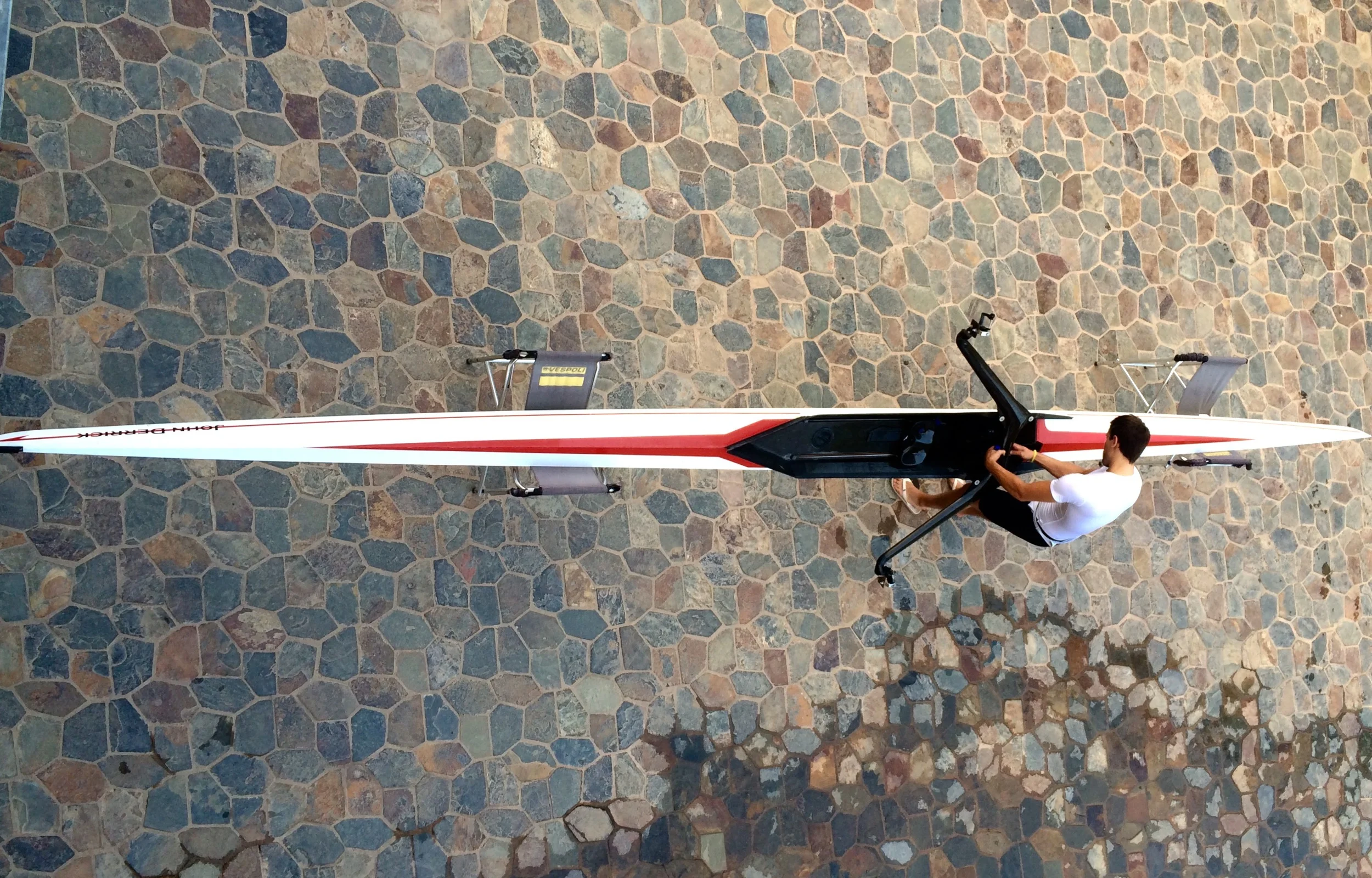 Boat Fixin frm Above.jpg