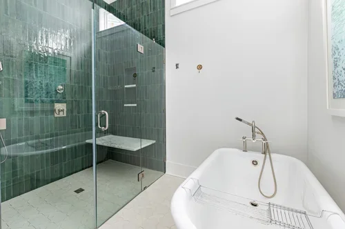 LJC_2401-HDR (1).webp