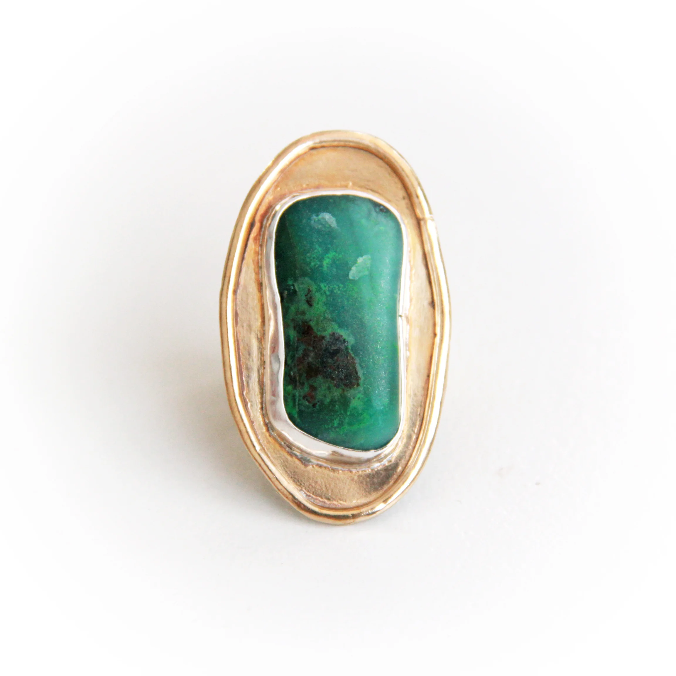 CRYSOPRASE & SOLID BRASS RING FREE SIZE