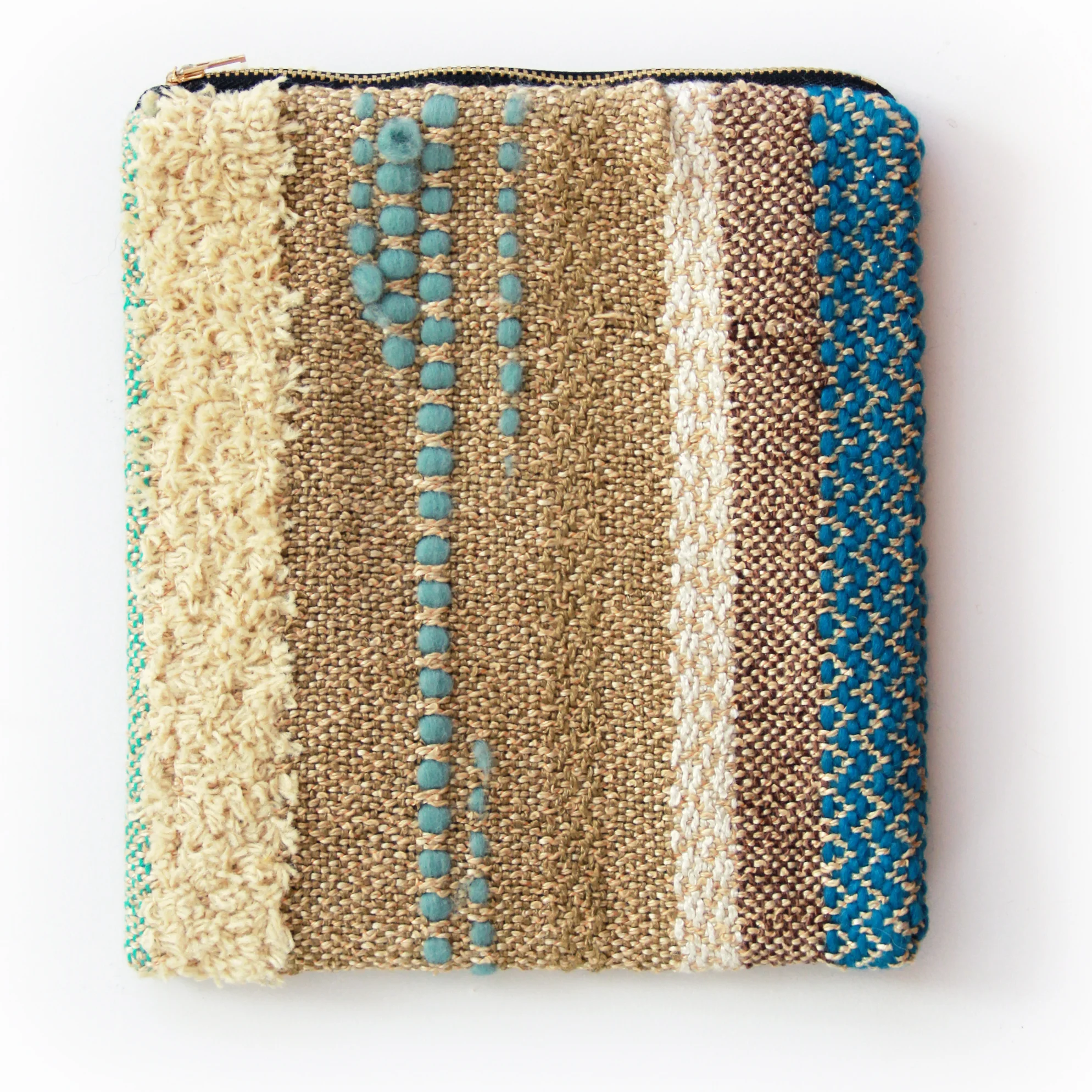 HANDWOVEN ZIPPER POUCH 05