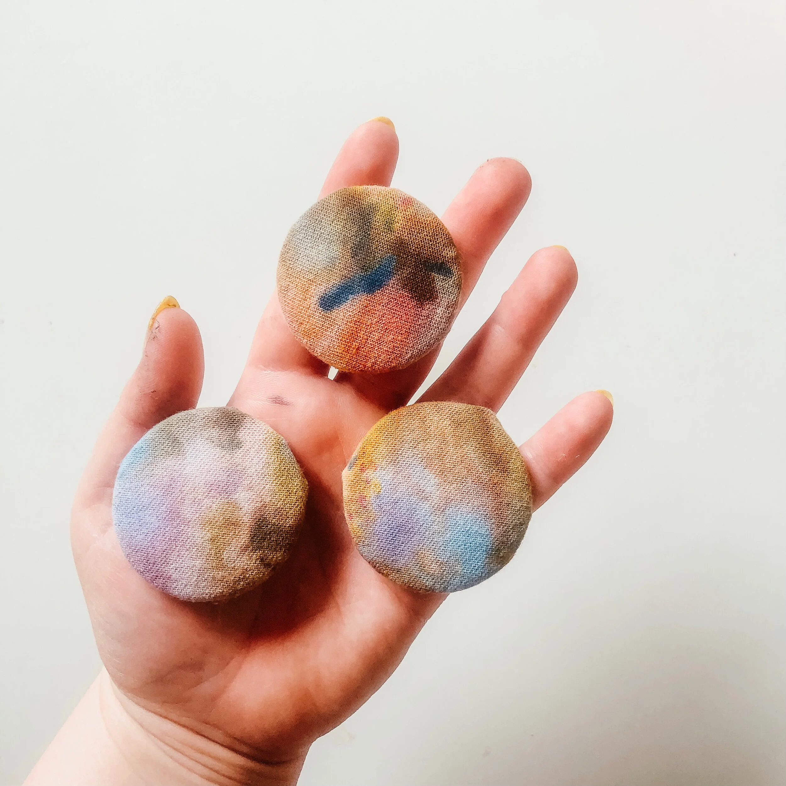 ABC050C0-BA03-4AE8-8407-4567727E56D4