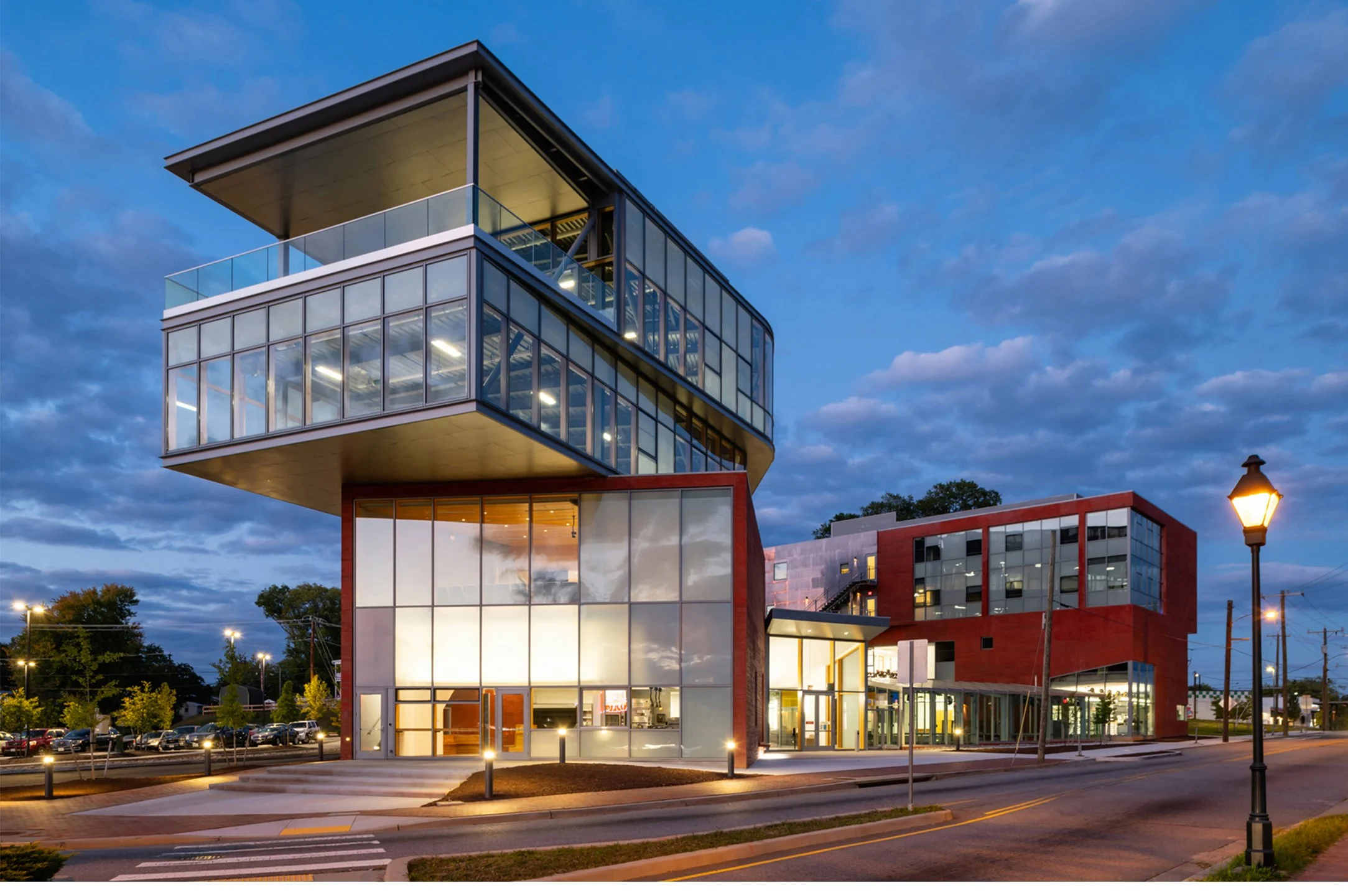 Project: The Kitchens at Reynolds
Architect: O'Neill McVoy Architects
Photo: Ansel Olson