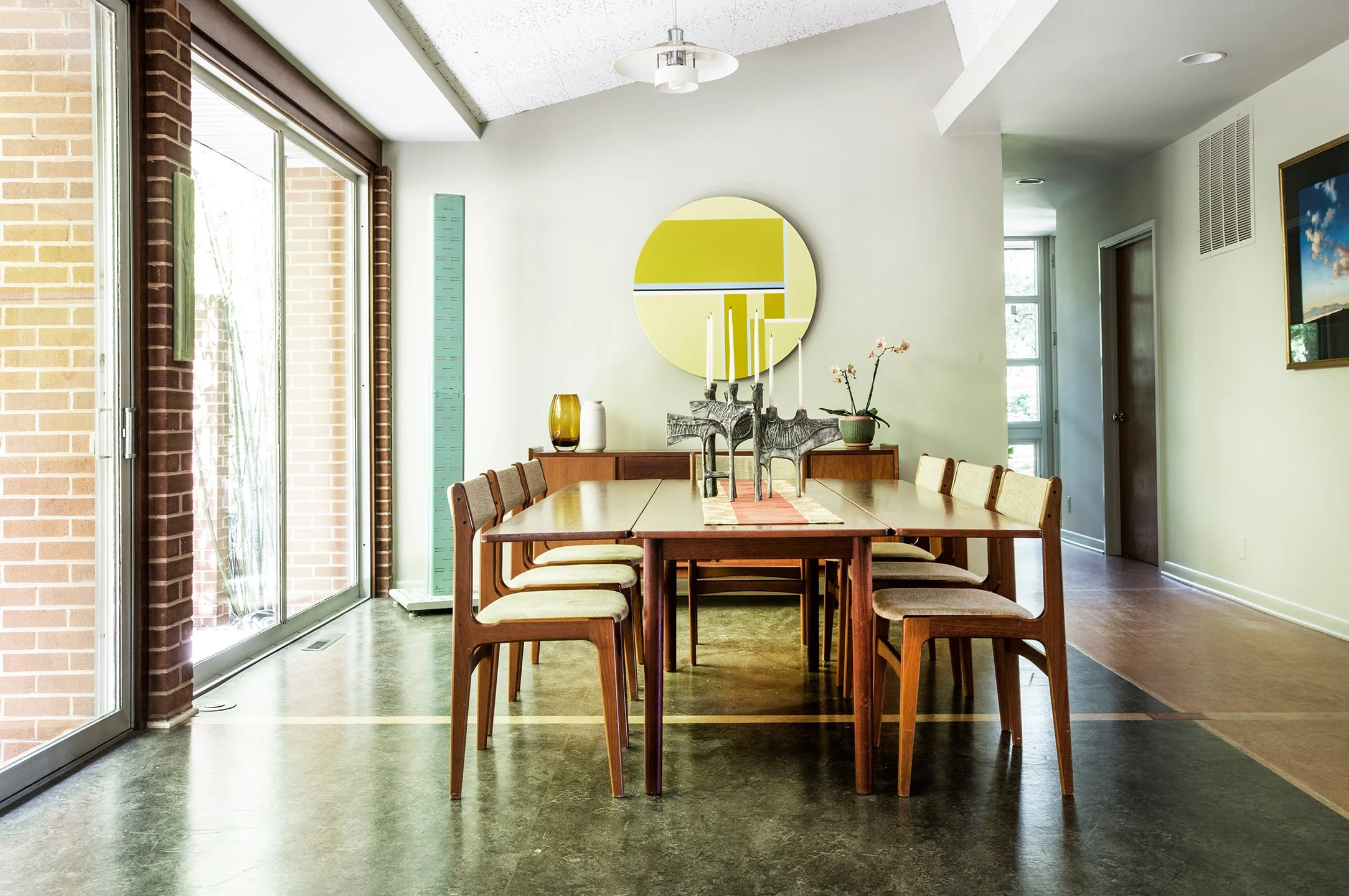 Project: Croatan Road
Original Architect: Frederick "Bud" Hyland
Renovation Architect: 3north
Photo: Kent Eanes