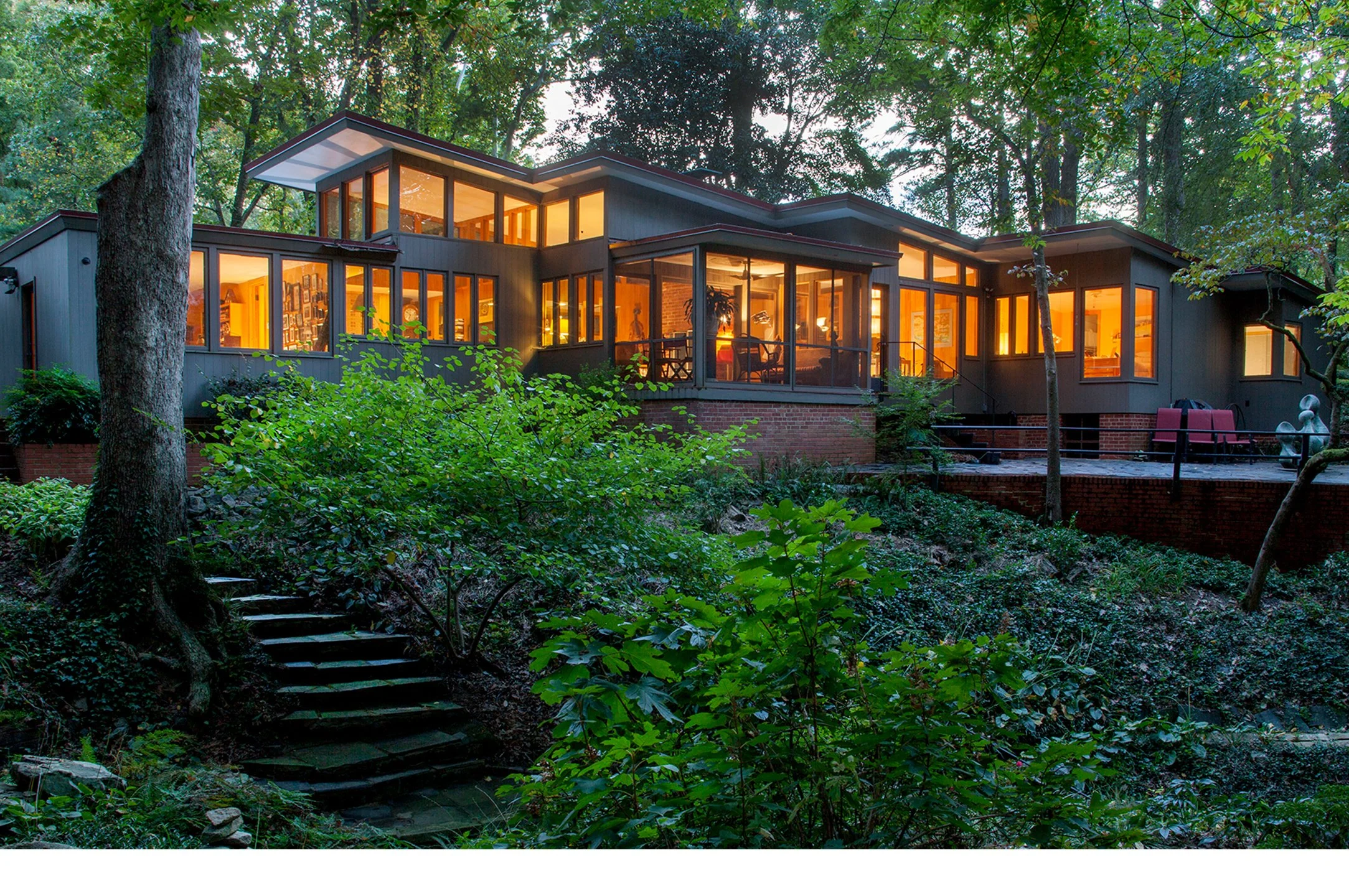 Project: Old Spring Road
Original Architect: Frederick "Bud" Hyland
Renovation Architect: Joseph Dye Lahendro, P.C.
Photo: Kent Eanes
