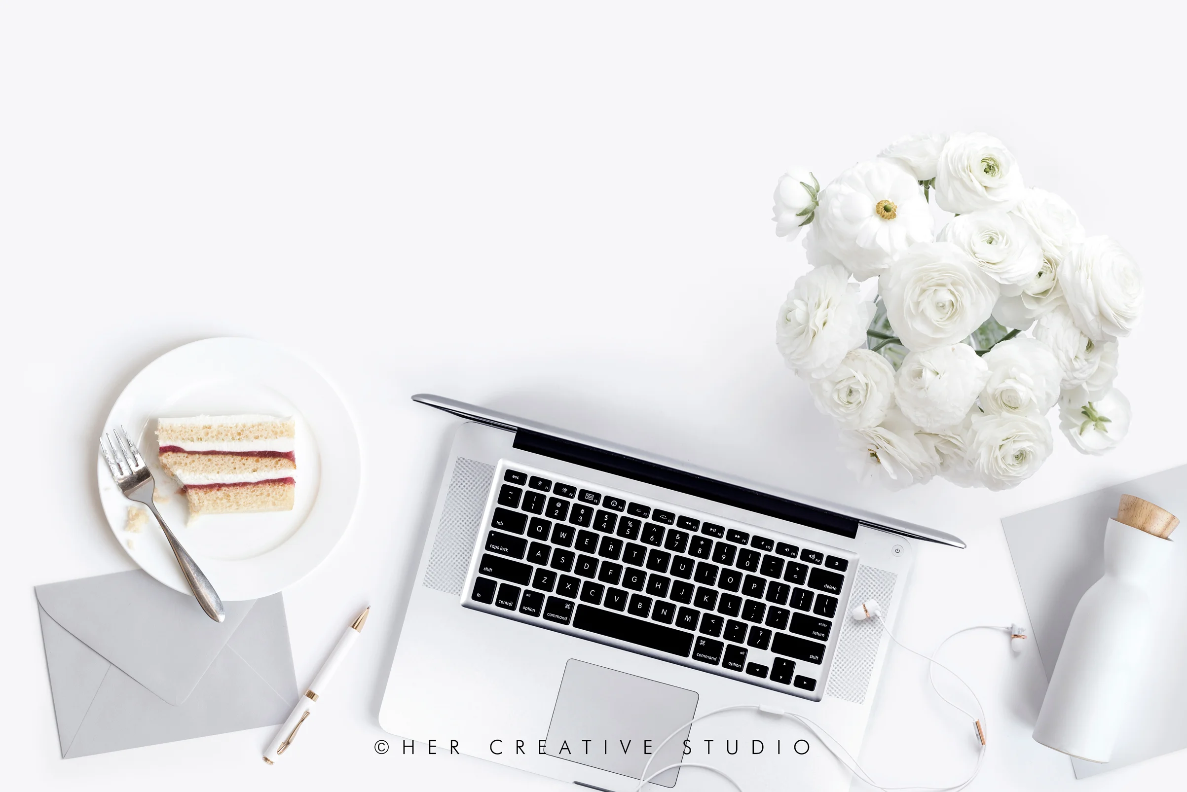 Flatlay-3-IE.jpg