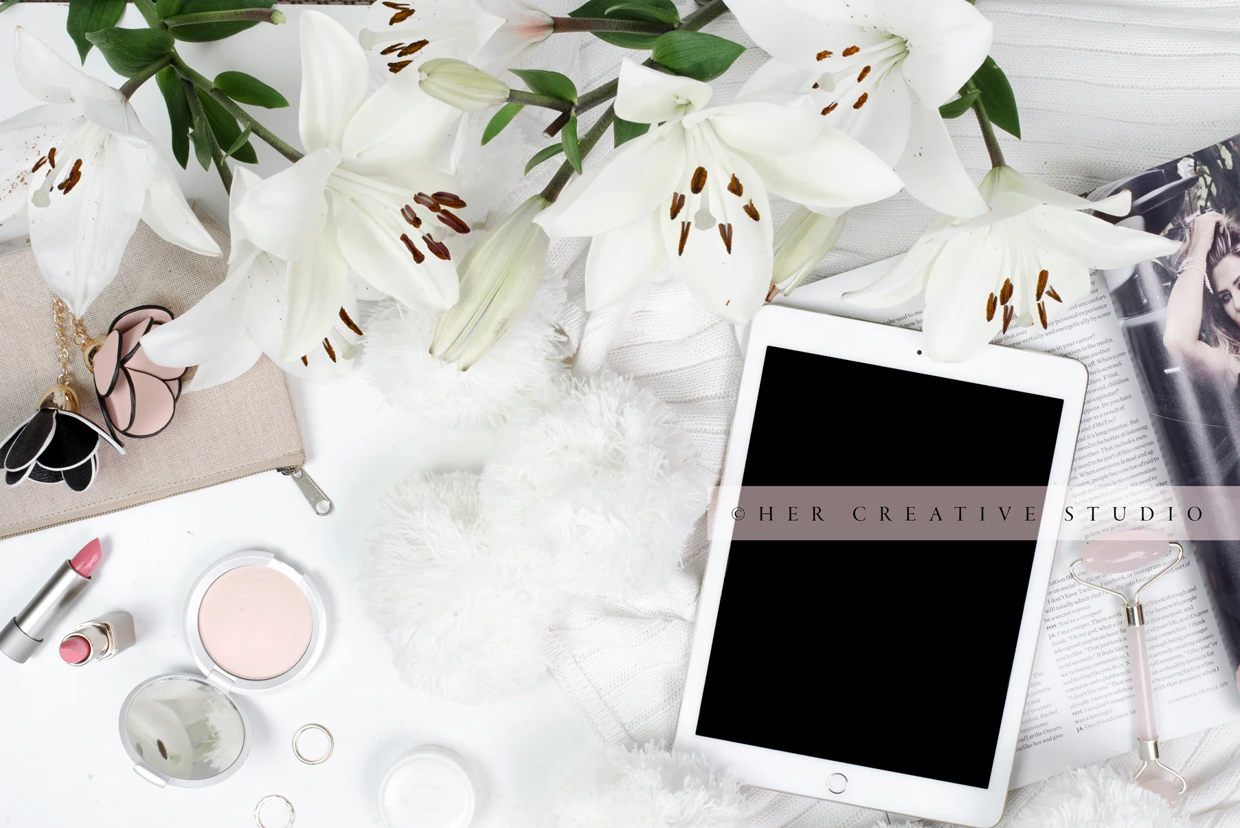 Beauty-Flatlay-Ipad-IE.jpg