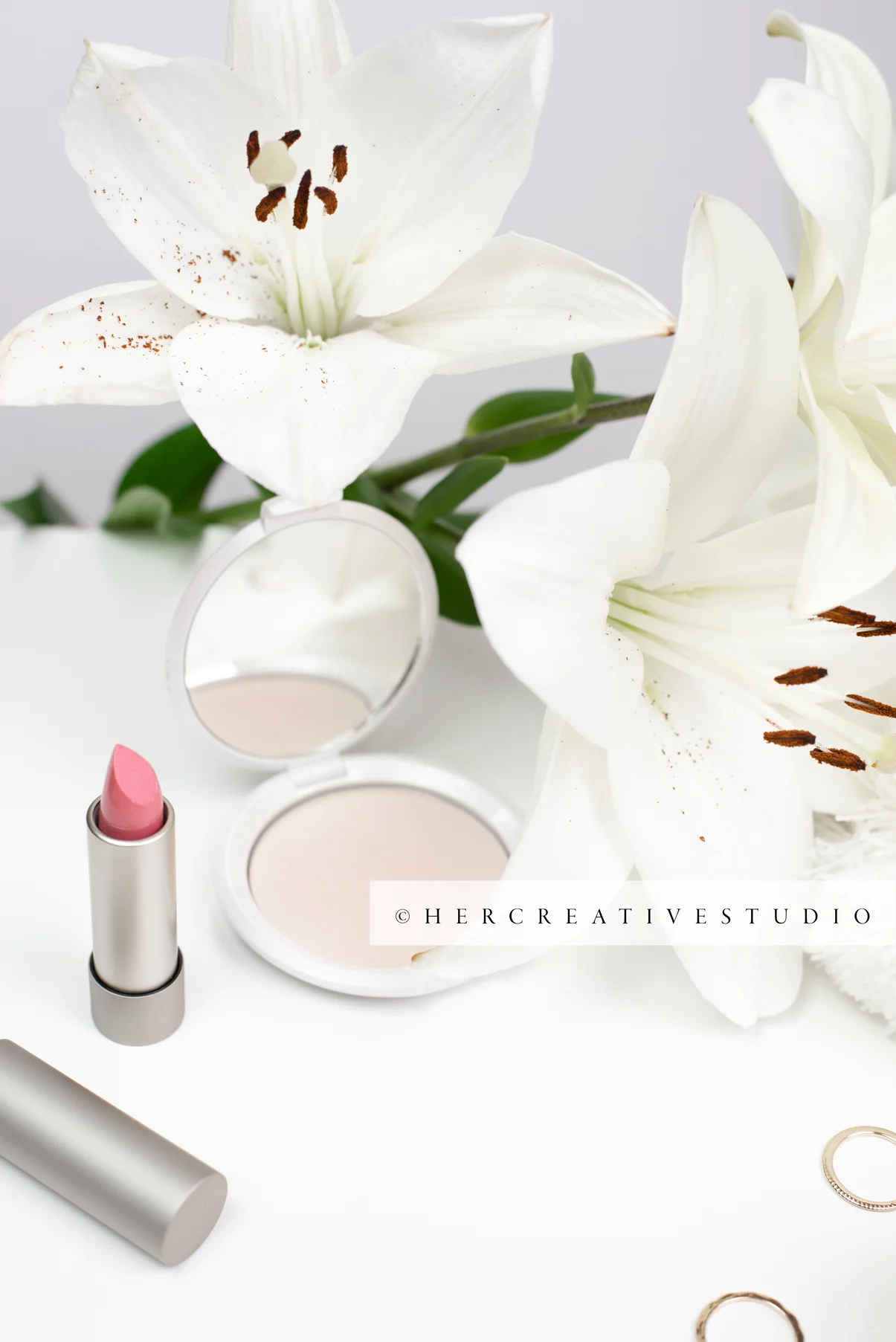 Lillies-lipstick-IE.jpg