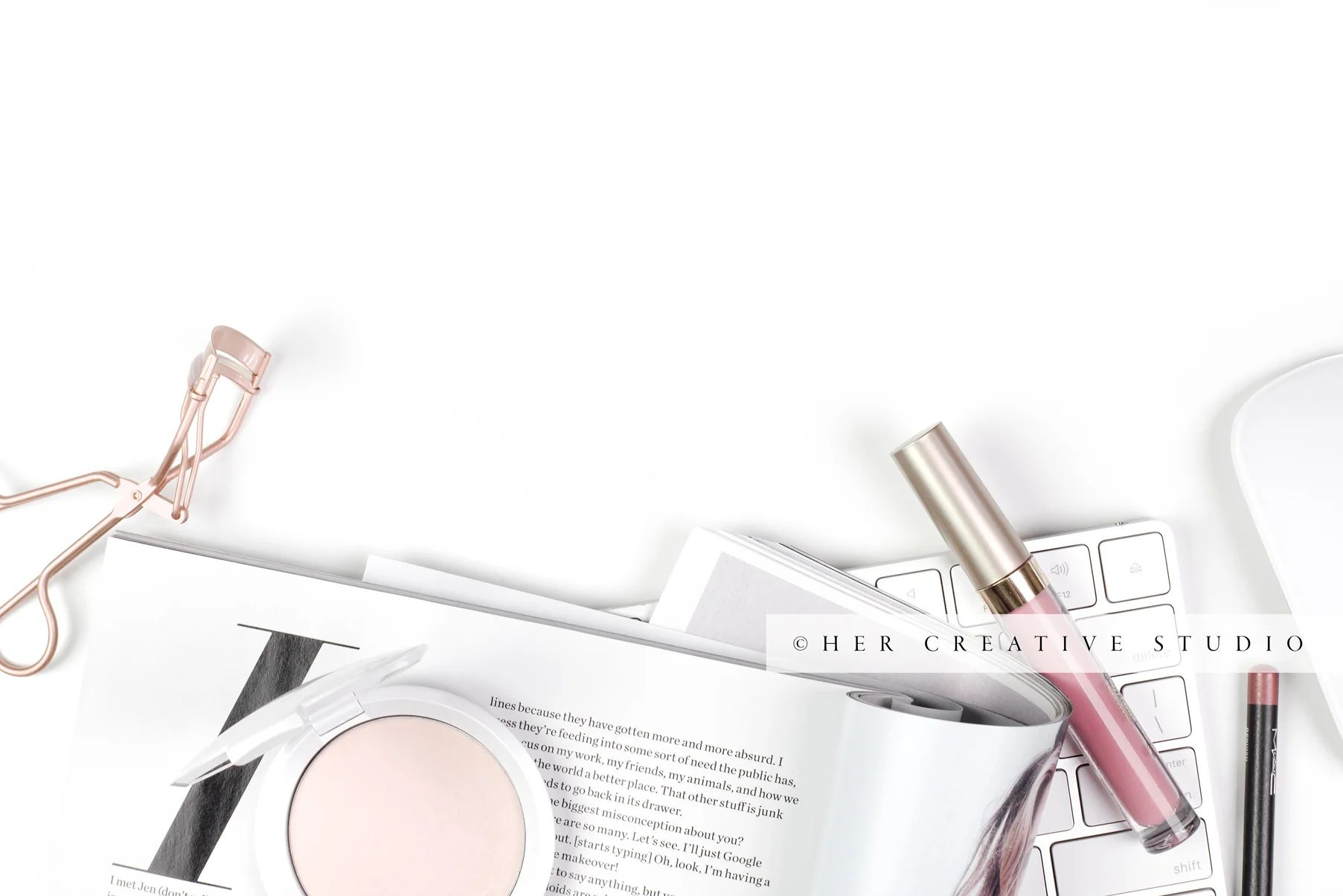 Makeup-Flatlay-3-IE.jpg