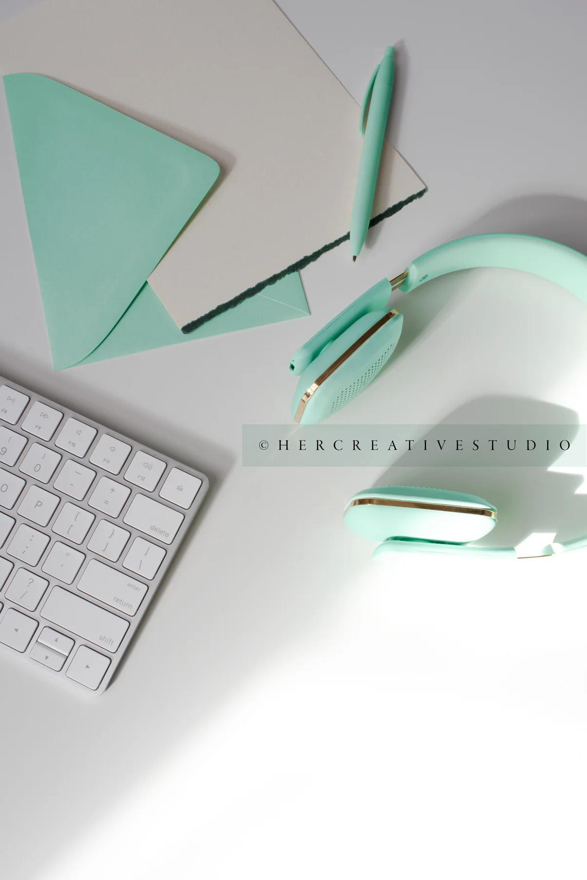 Mint-Paper-and-headphones-IE.jpg