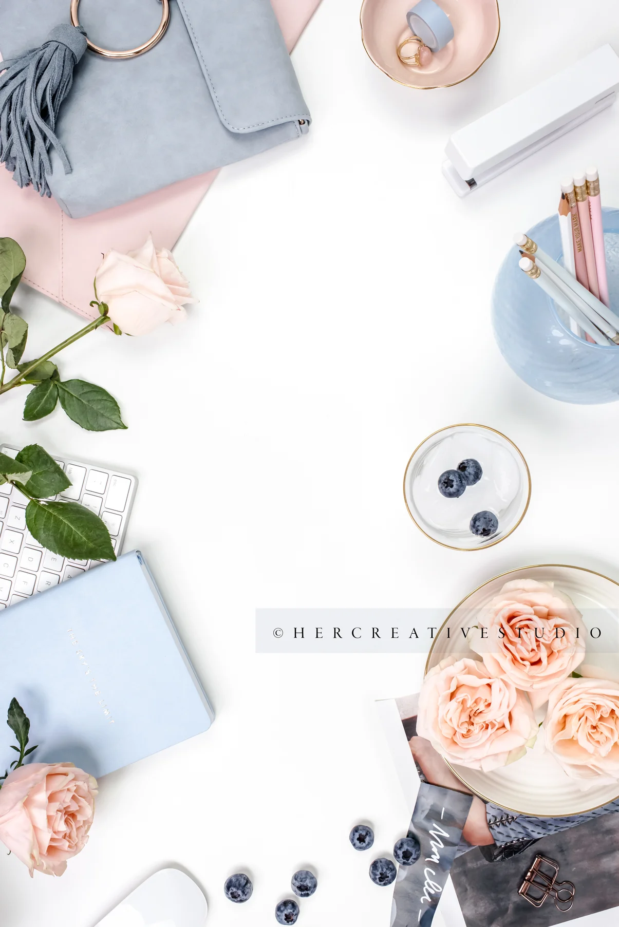 Pink-and-blue-Flatlay-8-IE.jpg