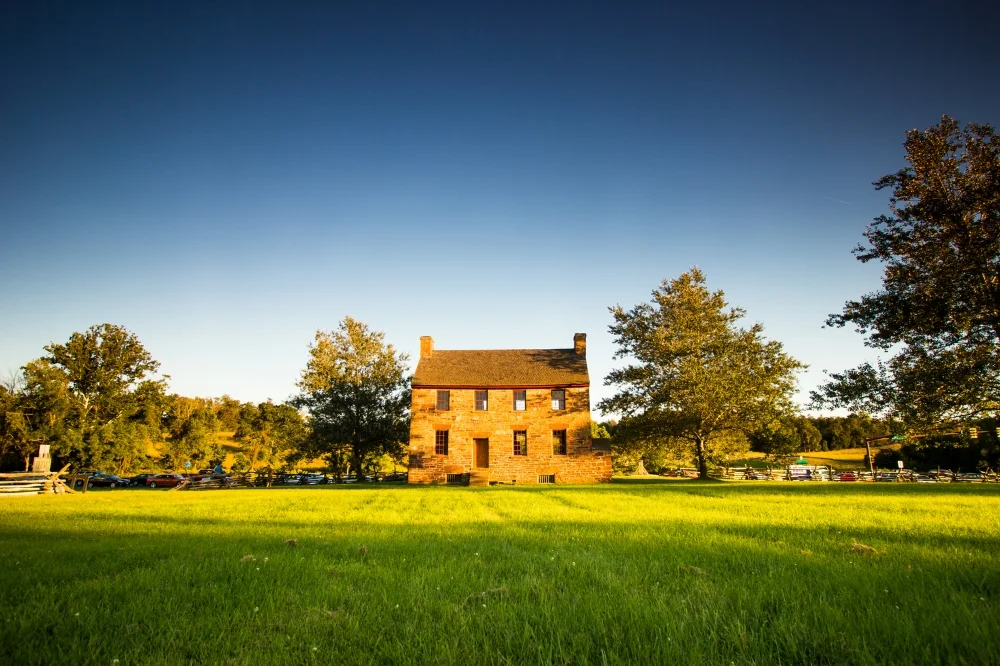 Old Mill, ISO 100, 12mm, f/8, 1/100sec, graduated ND8, 2014