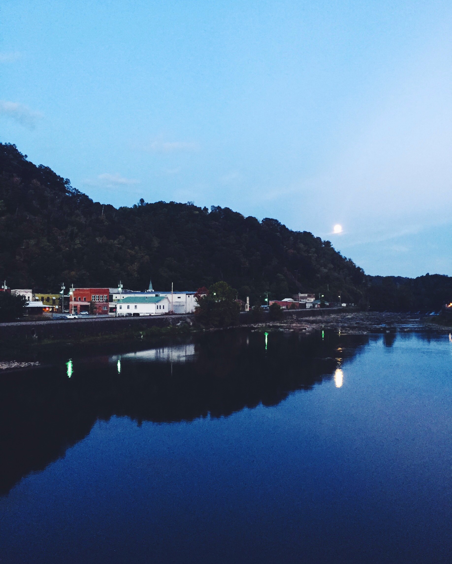 HQ// Marshall, NC