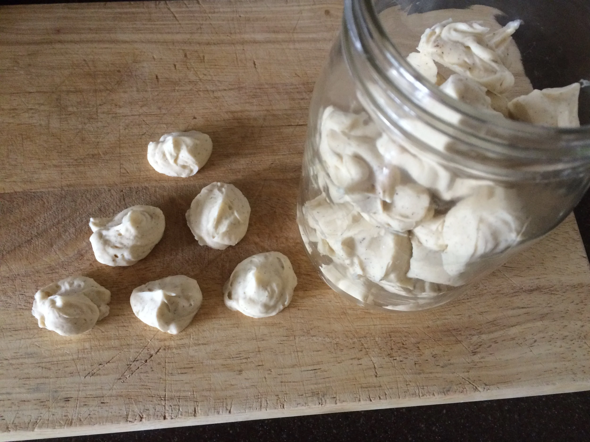 I also added a bit of vanilla powder the these. YUM!
