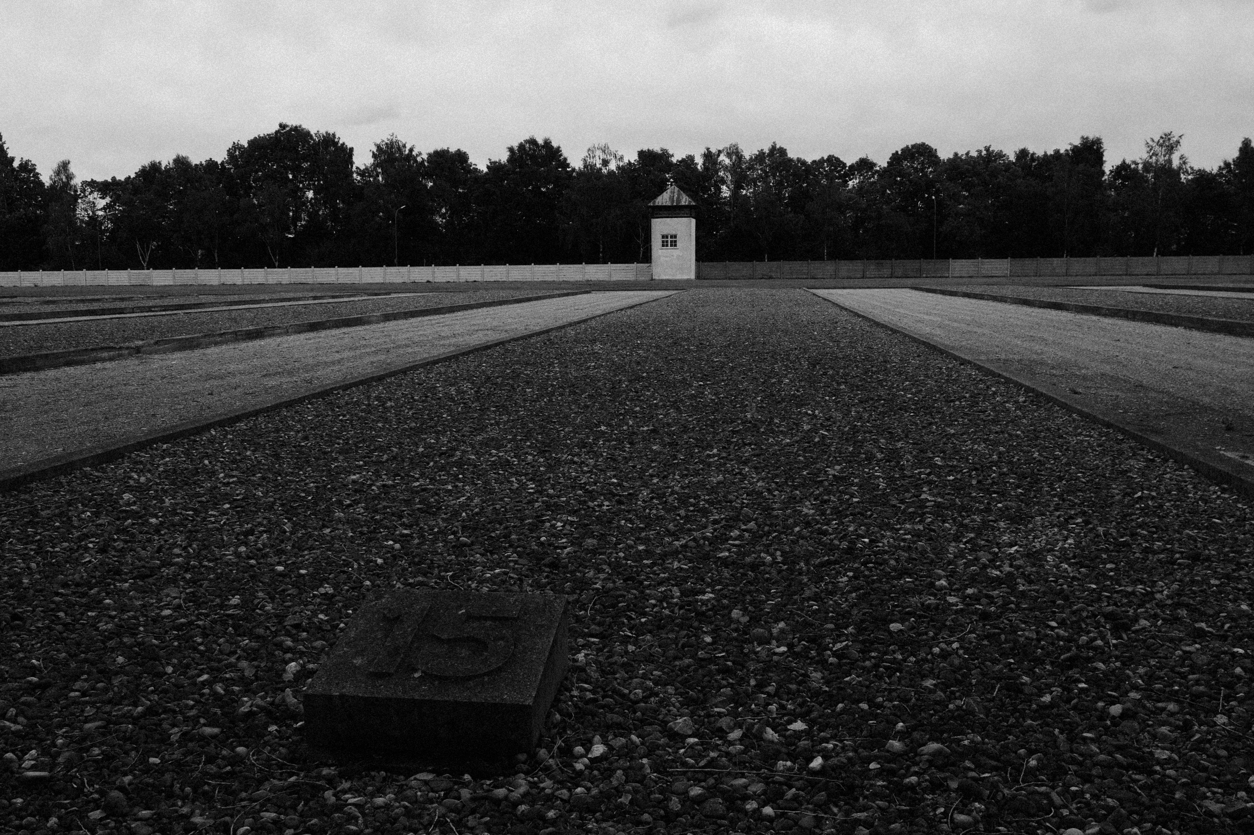 dachau07.jpg