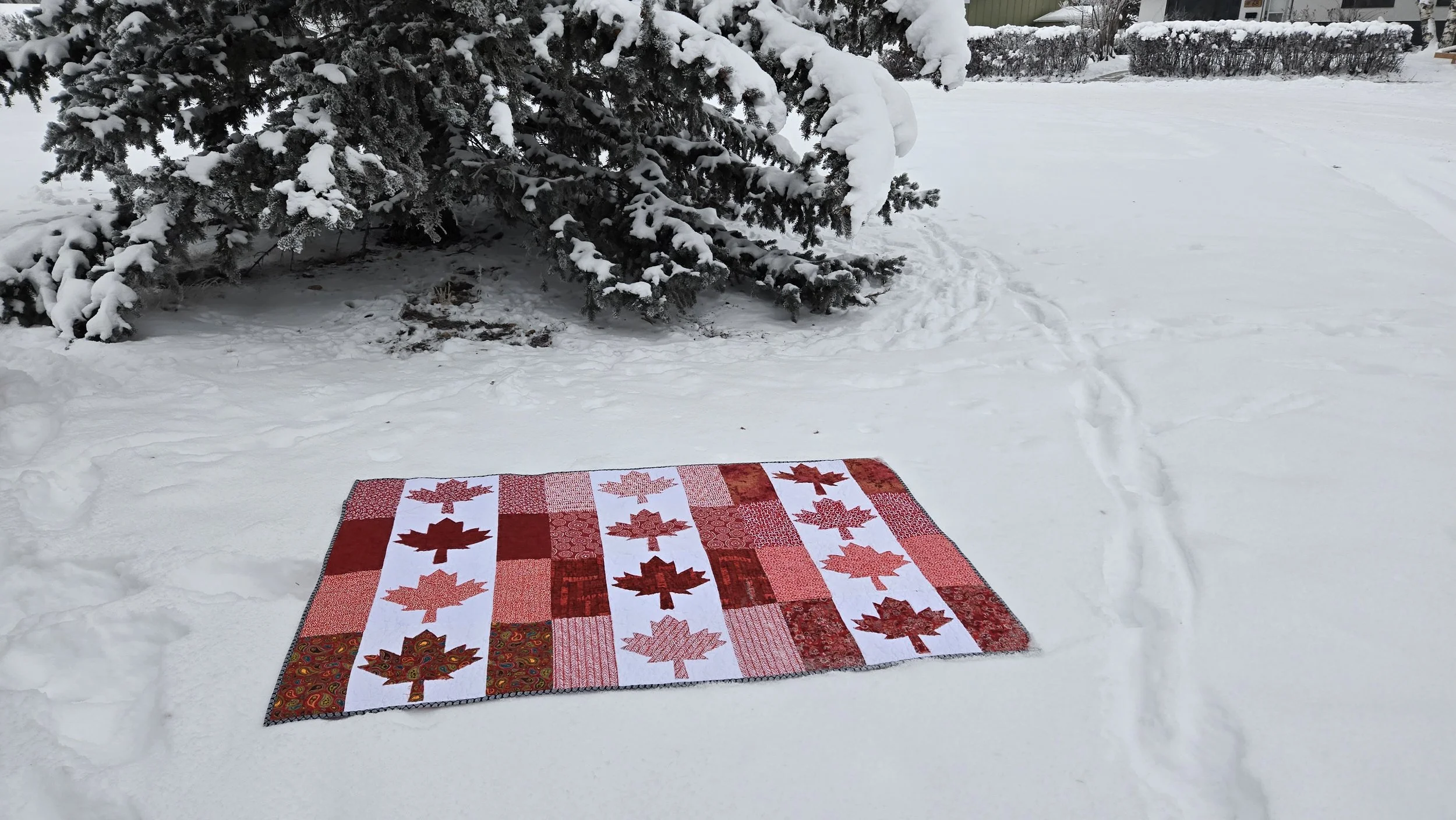 Xenia - A Maple Leaf Quilt for a New Friend