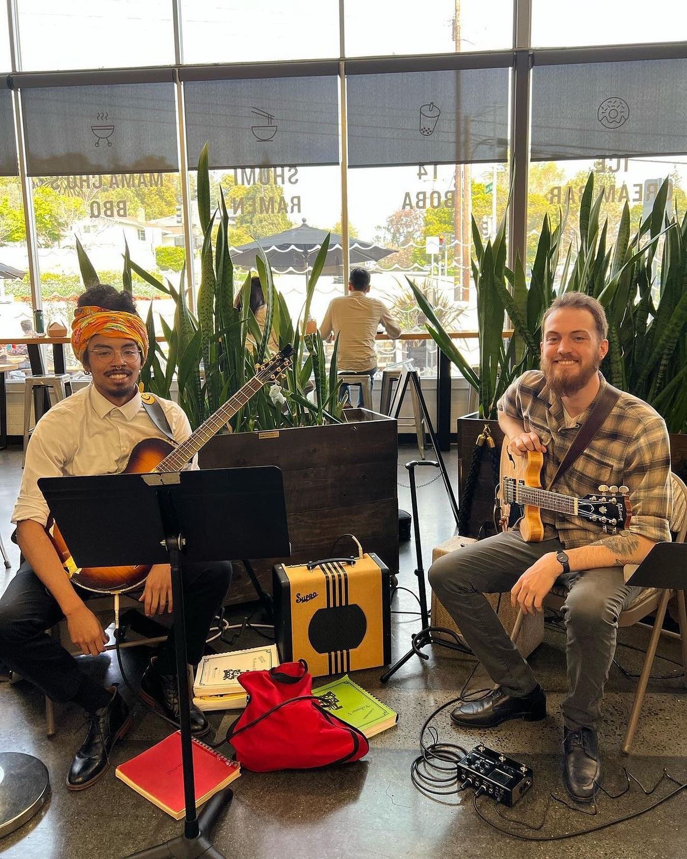 @lakechabotpm 🎶 LIVE MUSIC SATURDAYS with @smalltownsociety local artists! Have you stopped by recently? Tag @lakechabotpm and @smalltownsociety in your stories for all to enjoy! 😎