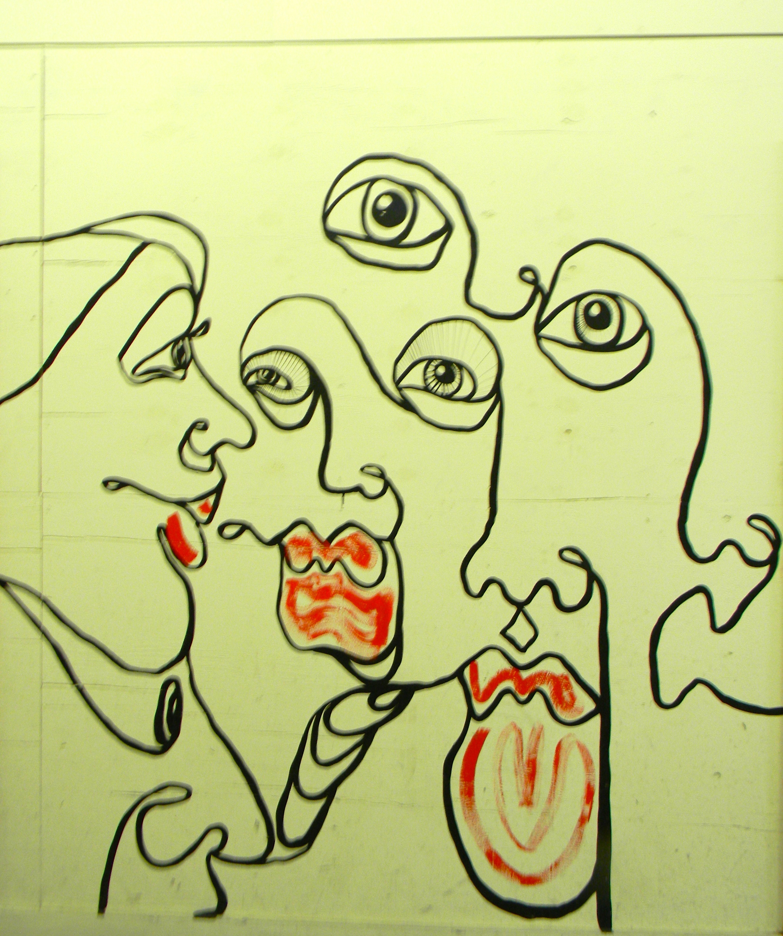   At 2nd Avenue Storage, you'll see art covering the walls. Thanks to students from Space One Eleven, 2nd Avenue Storage fosters a creative atmosphere.&nbsp;  