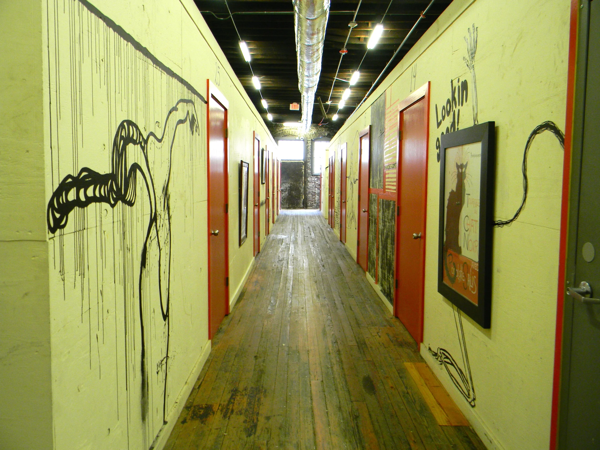   At 2nd Avenue Storage, you'll see art covering the walls. Thanks to students from Space One Eleven, 2nd Avenue Storage fosters a creative atmosphere.&nbsp;  