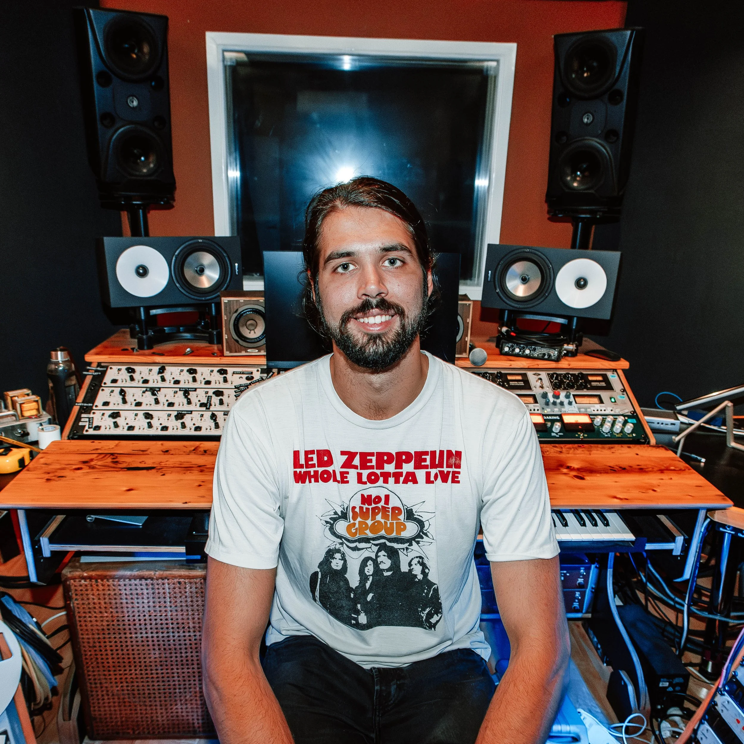 Jono Frowd - Producer | Engineer | Mix Engineer | Multi-Instrumentalist