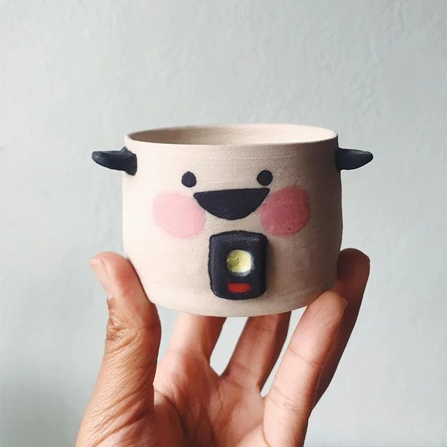 Open studio this Friday night for the last @jtownartwalk of the summer! This little guy and a couple other ceramic pieces will be for sale too! I only have a few rice cooker pots available. Don&rsquo;t worry&mdash;I&rsquo;ll make more as soon as I get over my jetlag 😅 ❤️ LPE studio open 4pm-8pm ish, 224 Jackson St, upstairs above Tsugaru sushi.