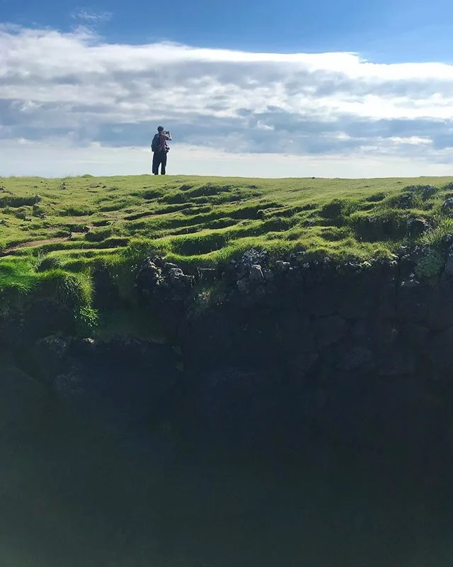 I am seriously missing #iceland and all that green, mossy goodness 😭😭😭 Btw, applications are open for the 2019 @lightgreyartlab residency if anyone&rsquo;s interested in the most incredible experience.