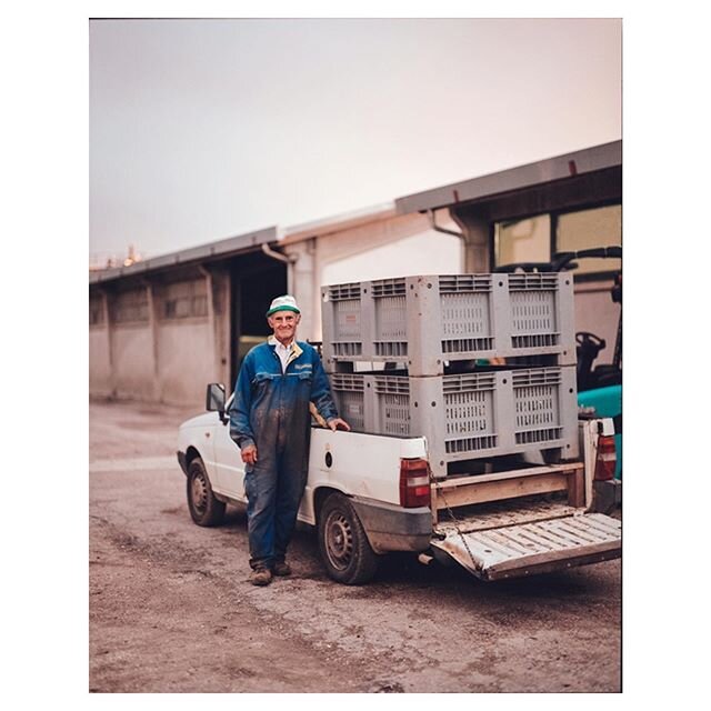 Giuseppe | and his olive truck
#pentax67 #shootfilm #italia