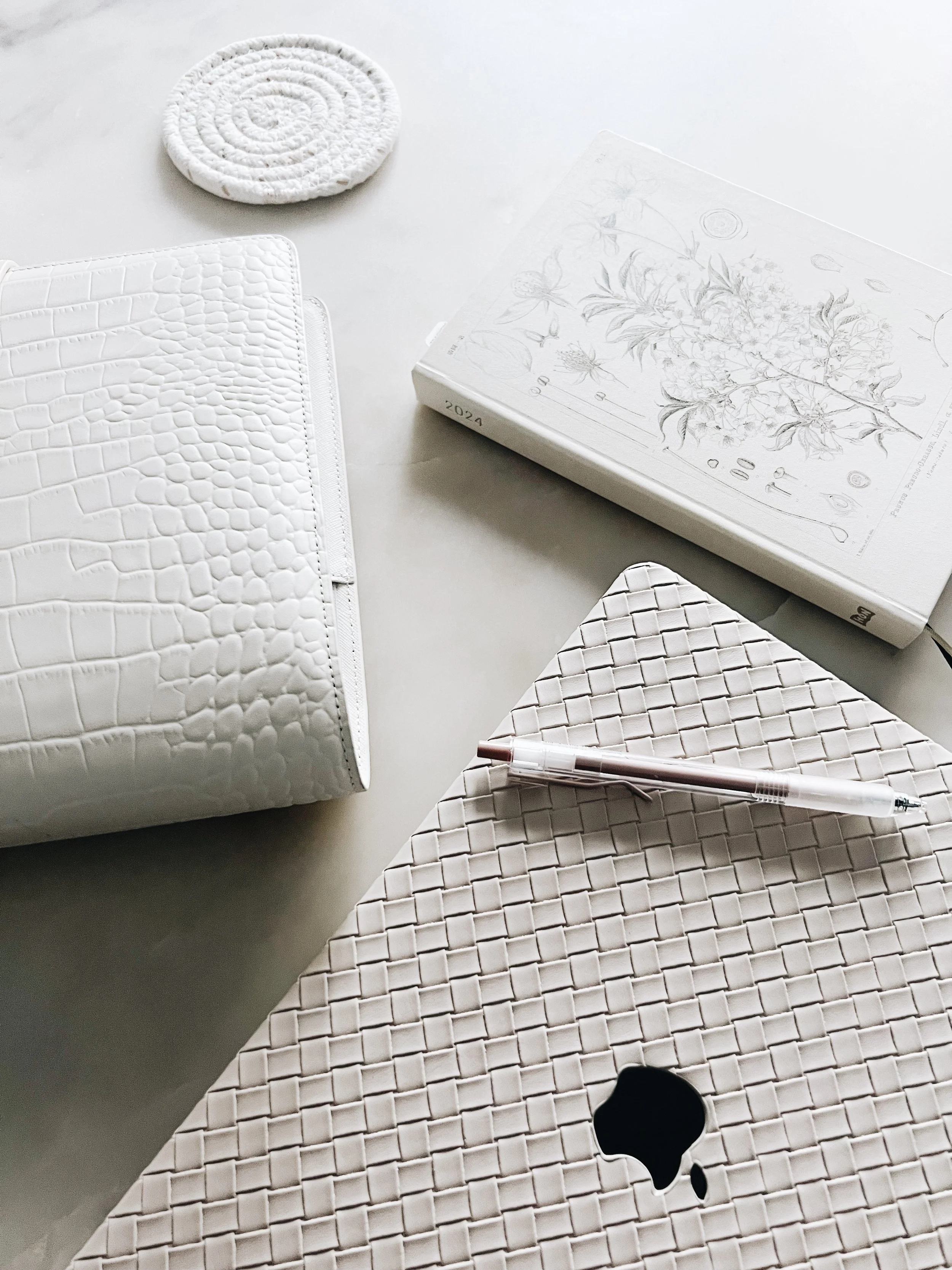 How to Turn Your Nursing Expertise into Passive Income through Blogging