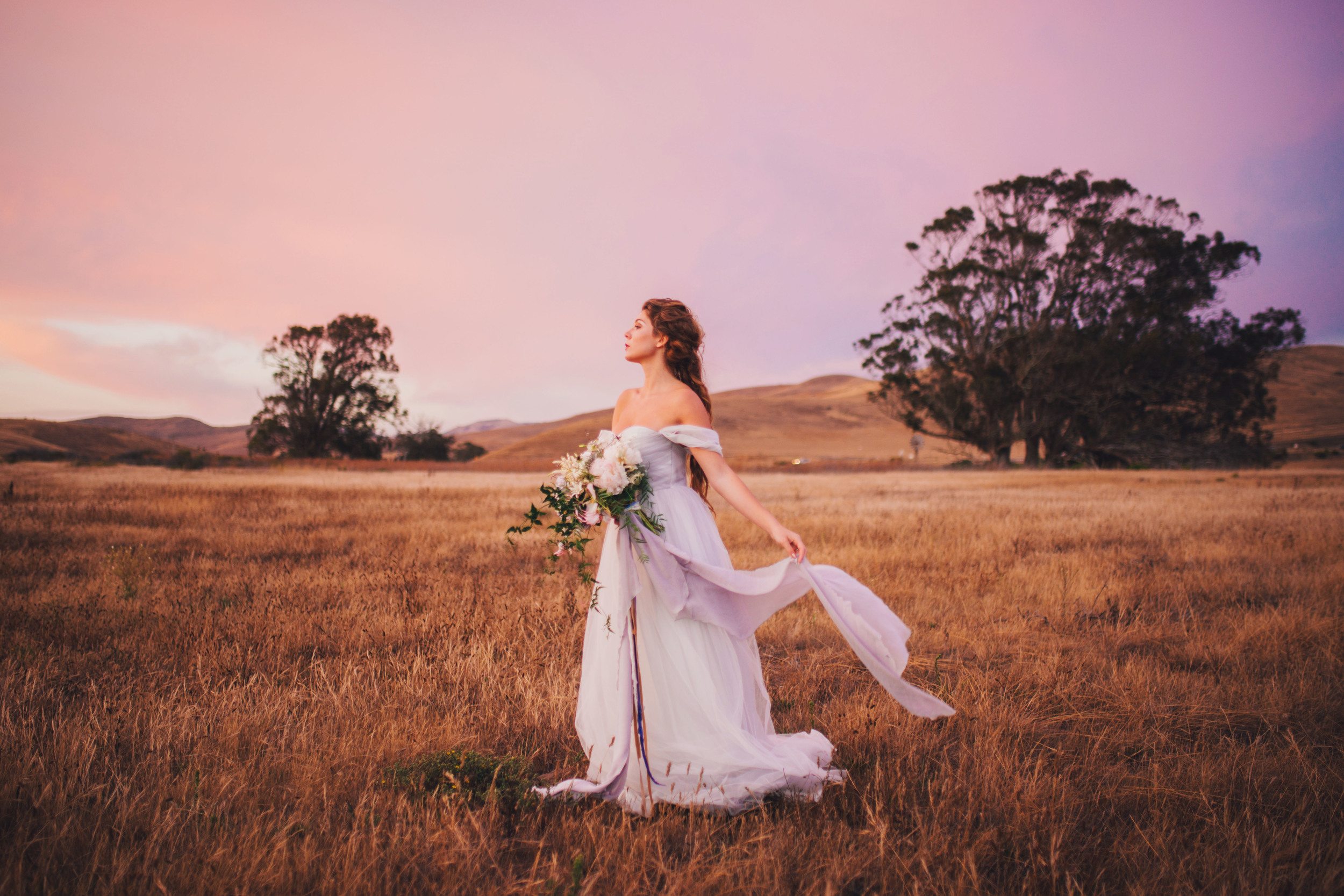 Windswept Bride, Ocean and hills inspired bridal bouquet