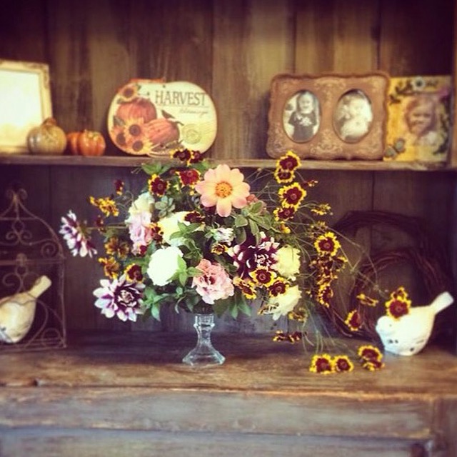 Fall Table Arrangement