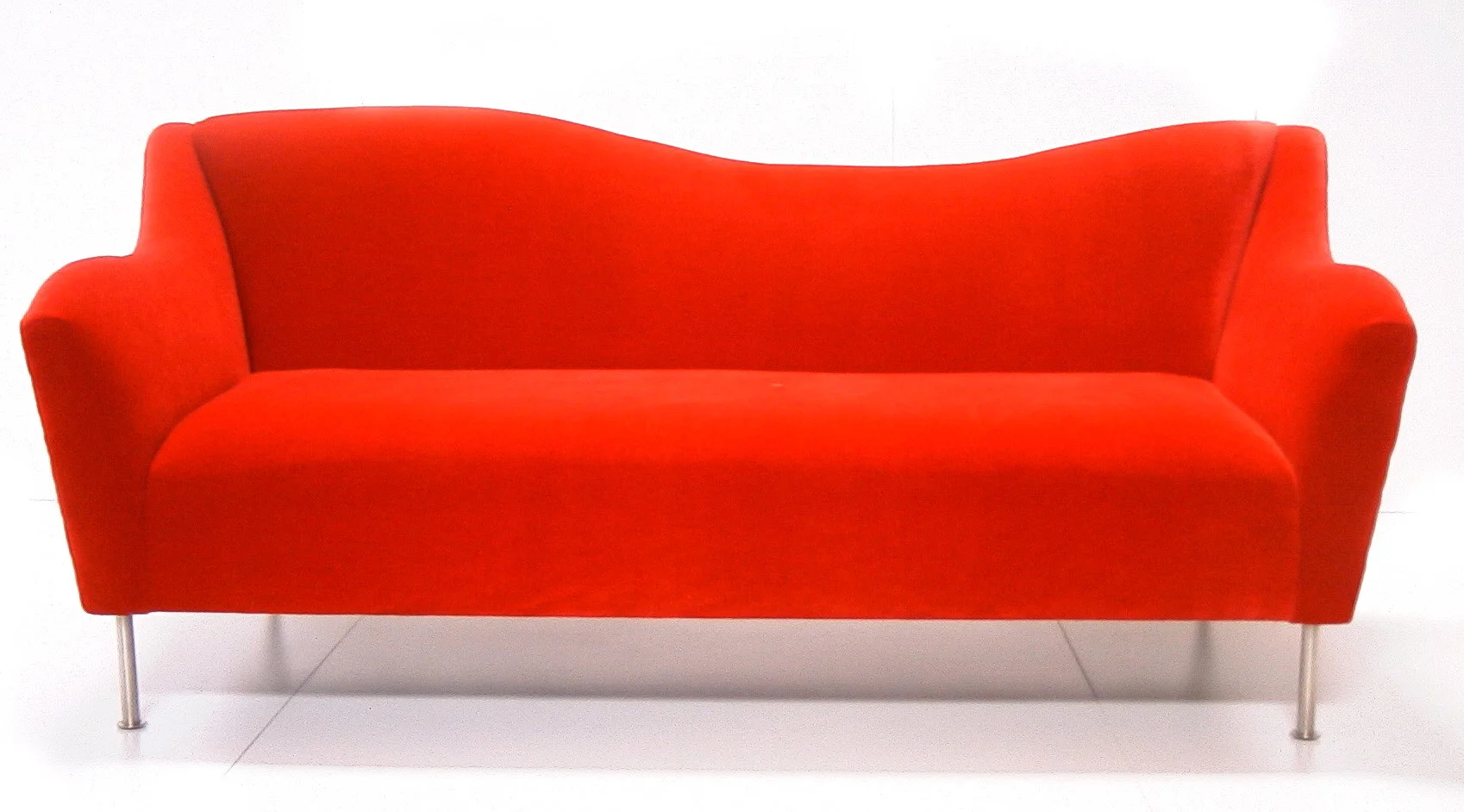 1012_7ft_curve_sofa.jpeg