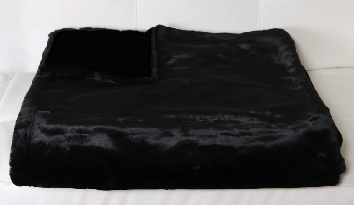 4979_black_beaver_throw.jpeg