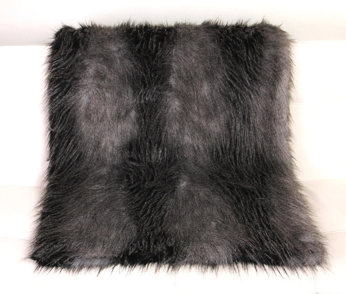 4985 Alaskan Fox Throw.jpg
