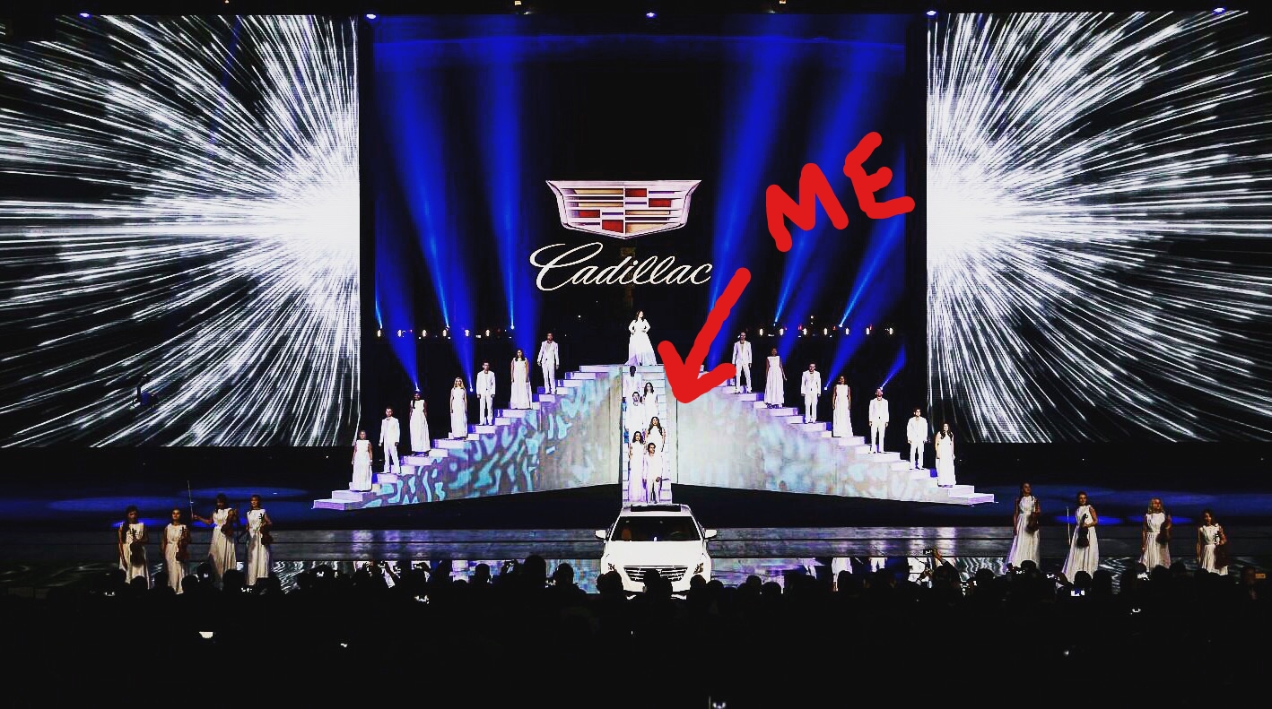 Robbie traveled to Shenzhen, China to perform in a sold out arena concert celebrating the release of the newest Cadillac automobile. 