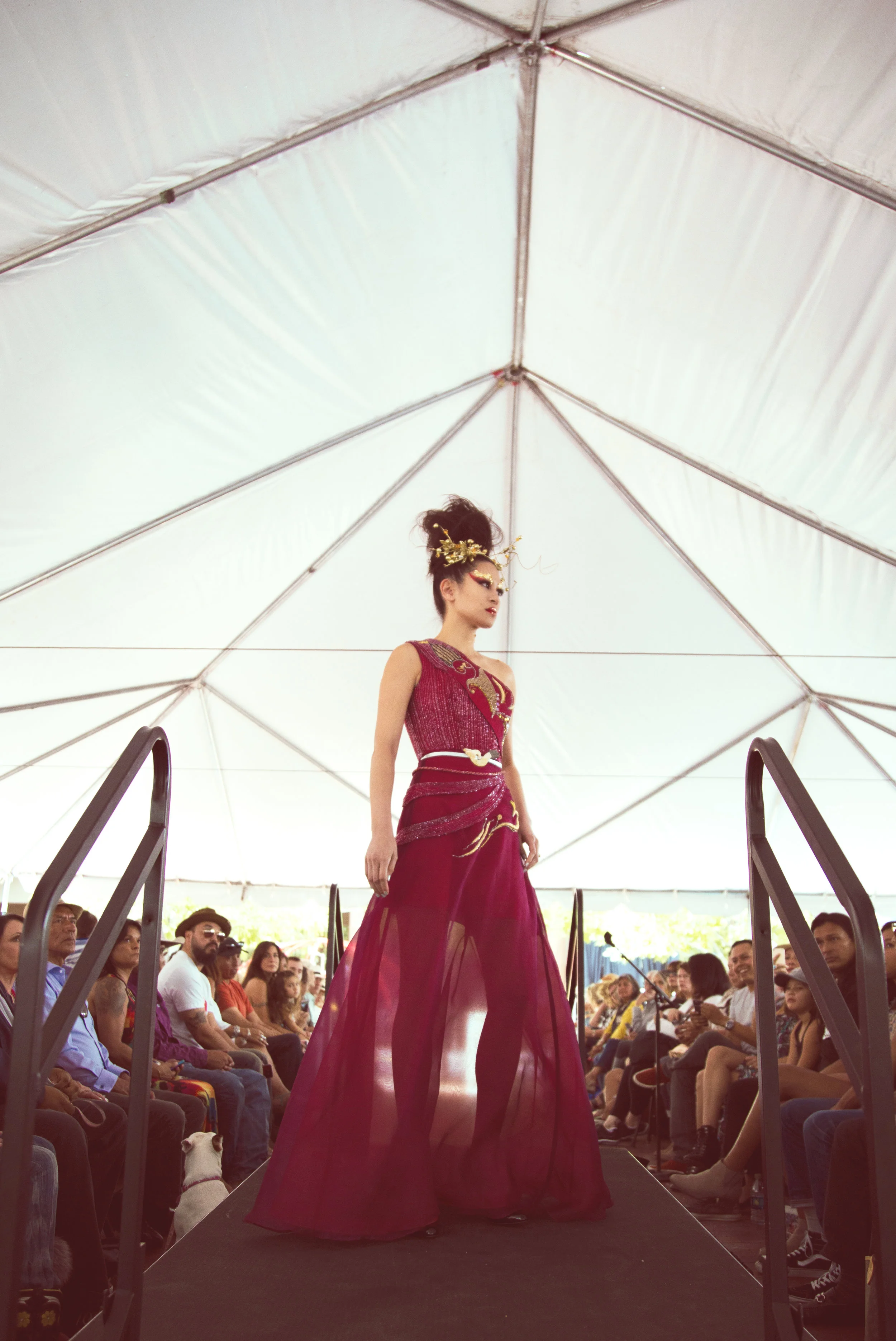 SWAIA_2016_FASHIONSHOW_ROBERT_I_MESA-09.jpg