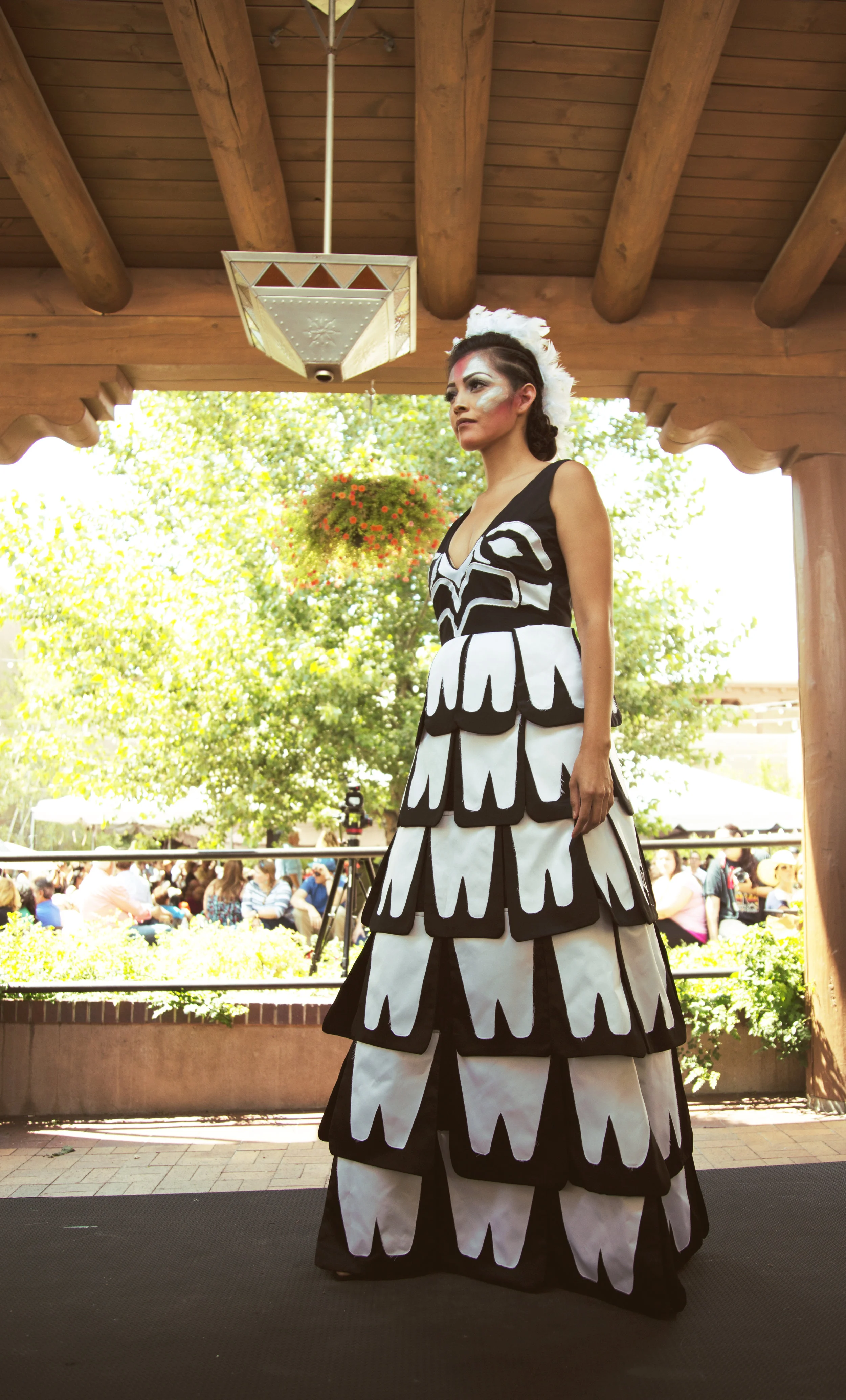SWAIA_2016_FASHIONSHOW_ROBERT_I_MESA-70.jpg