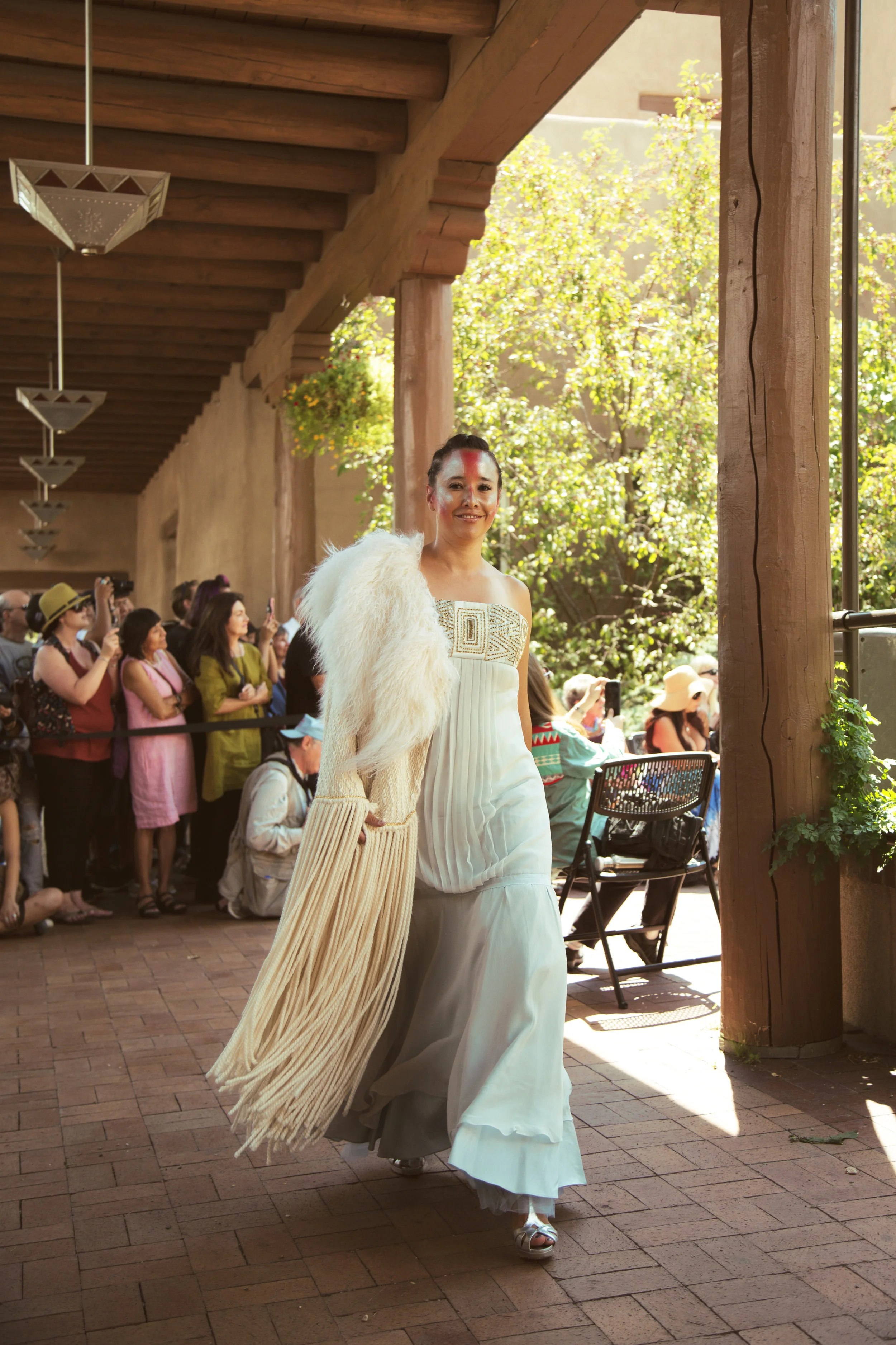 SWAIA_2016_FASHIONSHOW_ROBERT_I_MESA-115.jpg