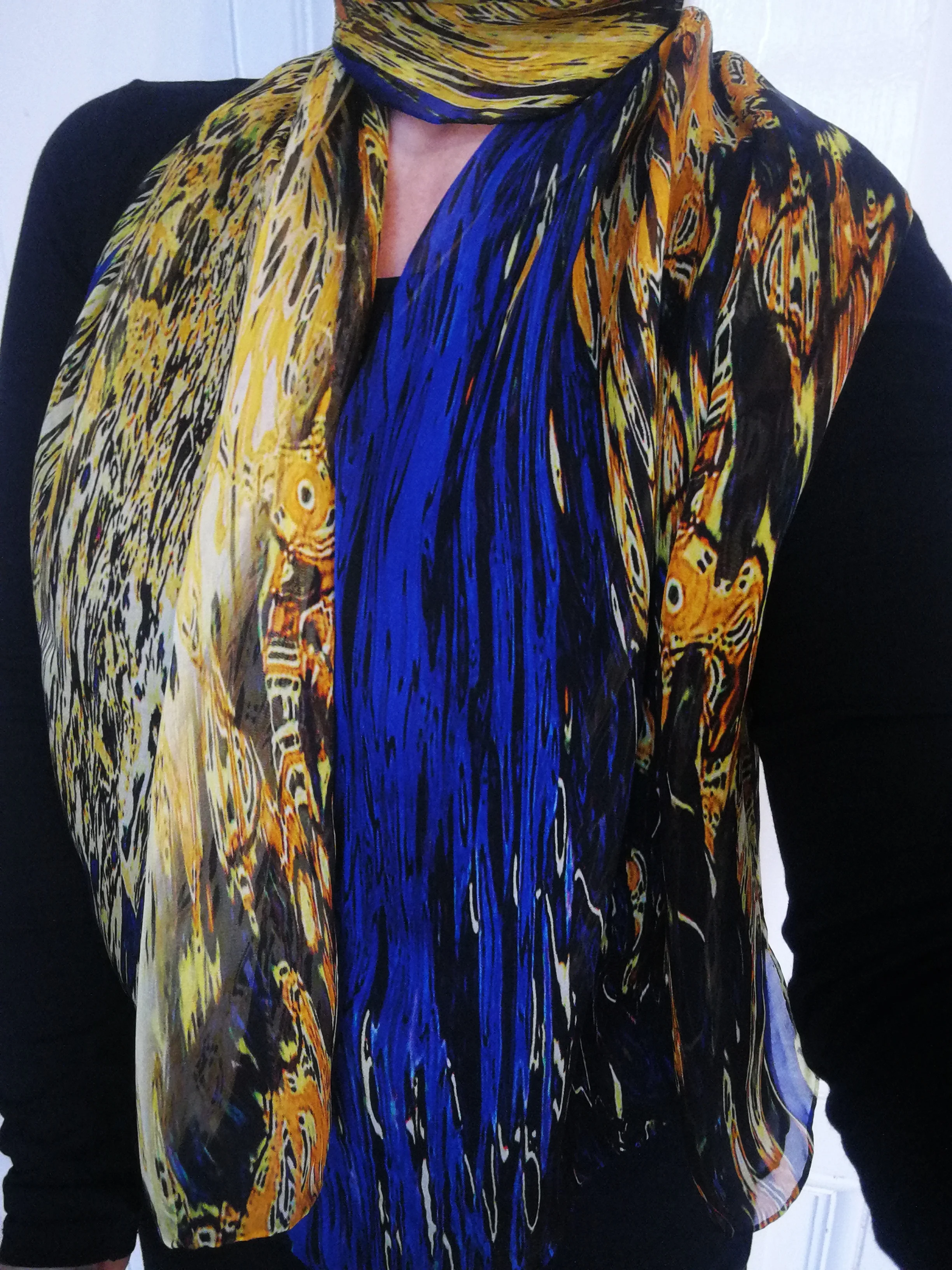 028 Shimmer, blue