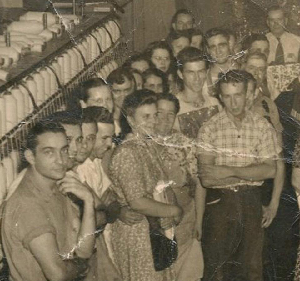 DV_group_Mill.jpg