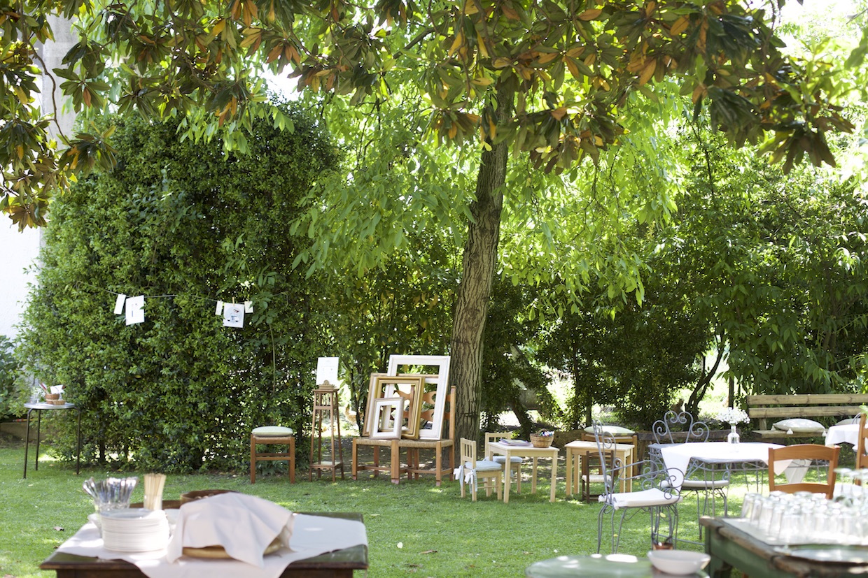 Il giardino con angolo foto e bimbi