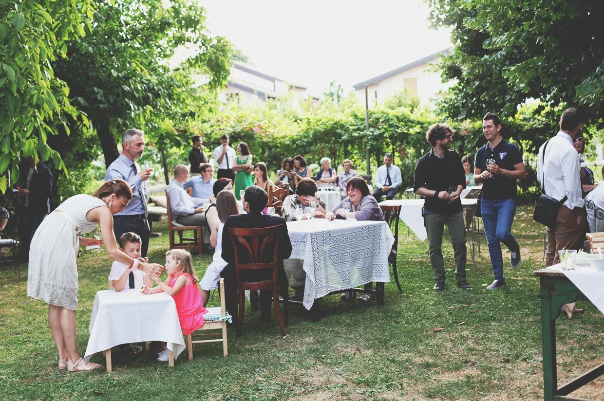 Anche ai bambini il loro tavolo