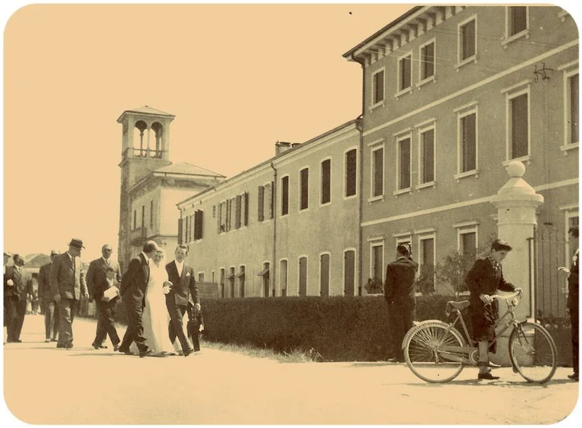 cadememi_1955_red.jpg