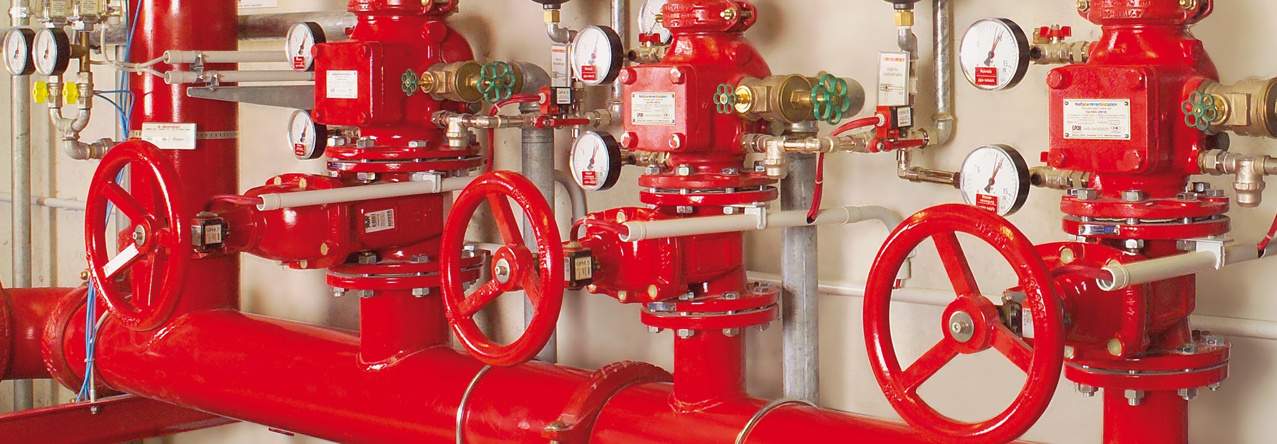 585_Sprinkler-Pump-Room-with-alarm-valve-sets-cropped.jpeg
