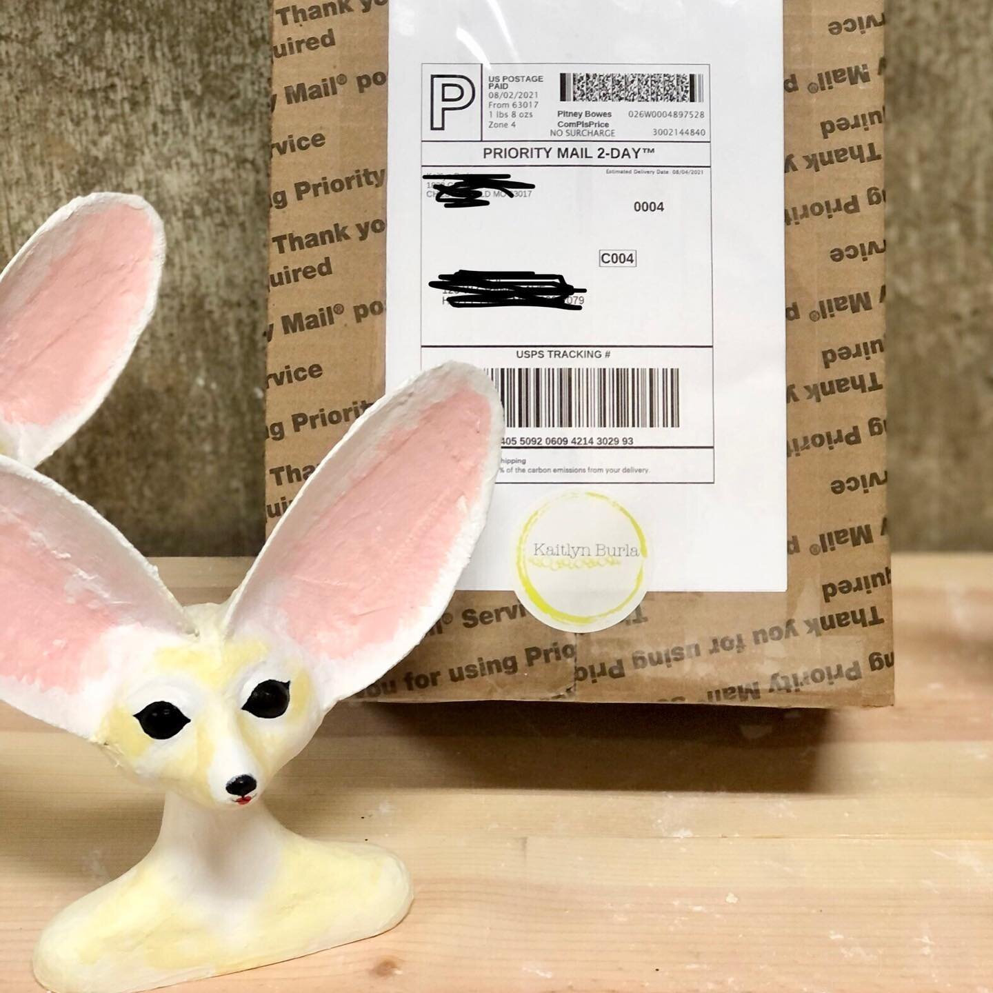 First sculpture going out today!! #kaitlynburla #kaitlynburlaartwork #fennecfox #fennecfoxes #animalart #animalartwork #womensculpture #womenartists #anthropormorphic #etsy #etsysellersofinstagram #newetsyshop #newetsyseller #etsyartists