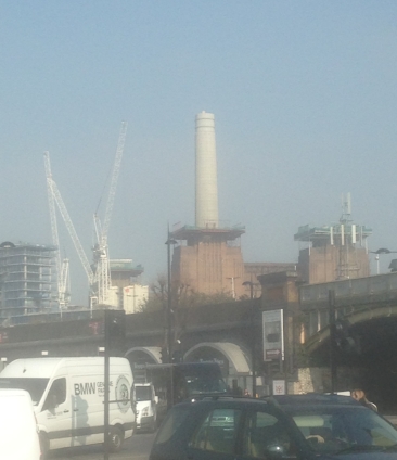 Battersea Power Station 2016. Yep, just one chimney, not four. It now has three. Before having four again. Transition. Photo TR