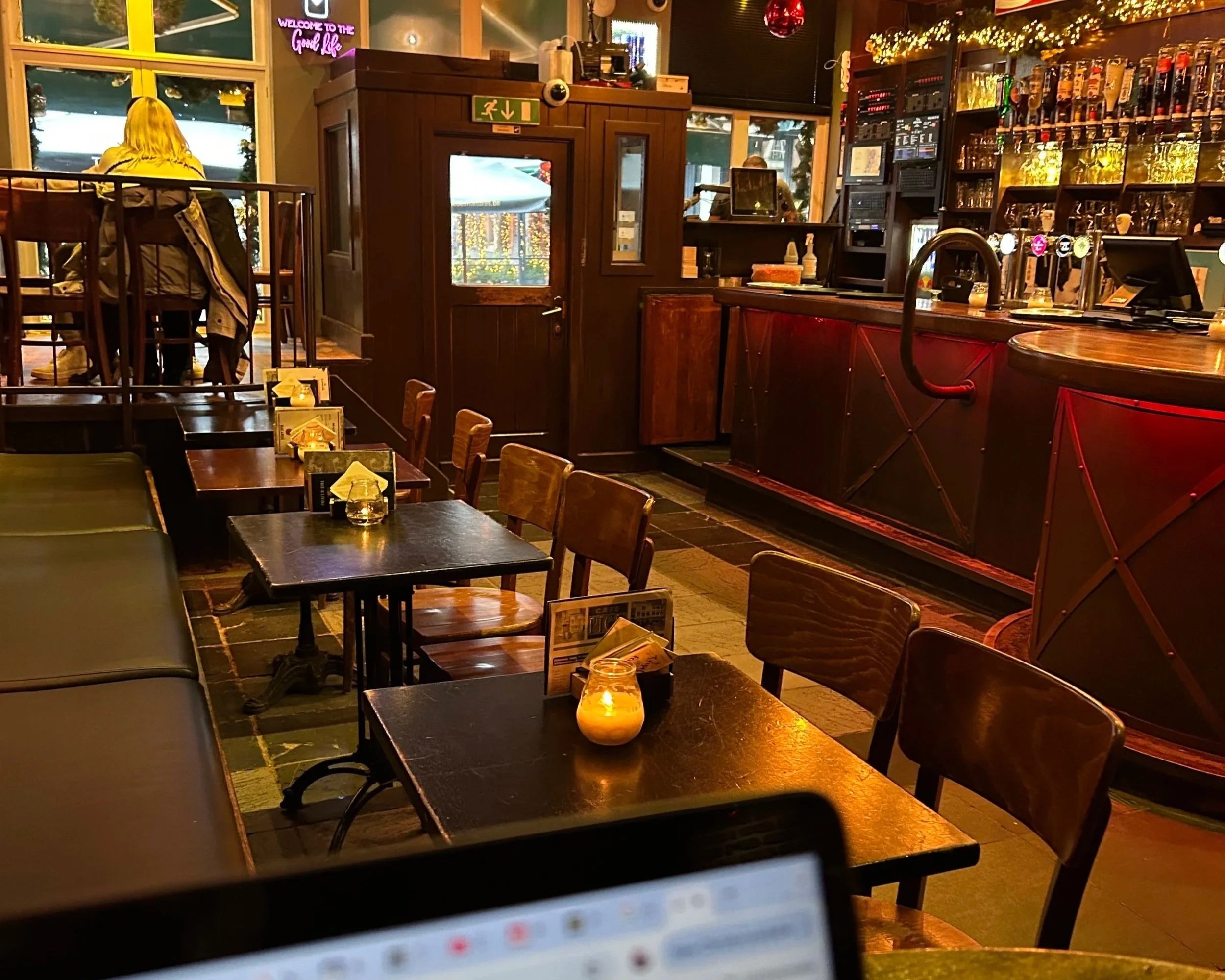 Cafe Pick Bruges.jpg