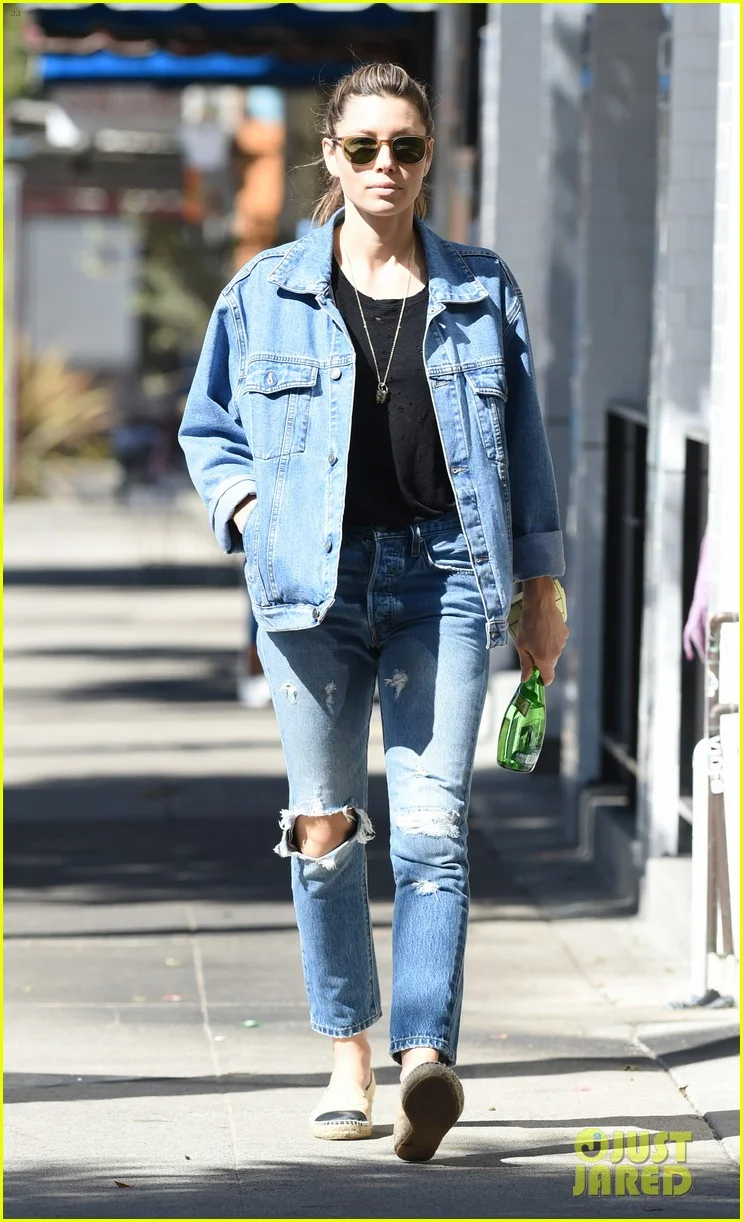 Jessica Biel image via: Just Jared